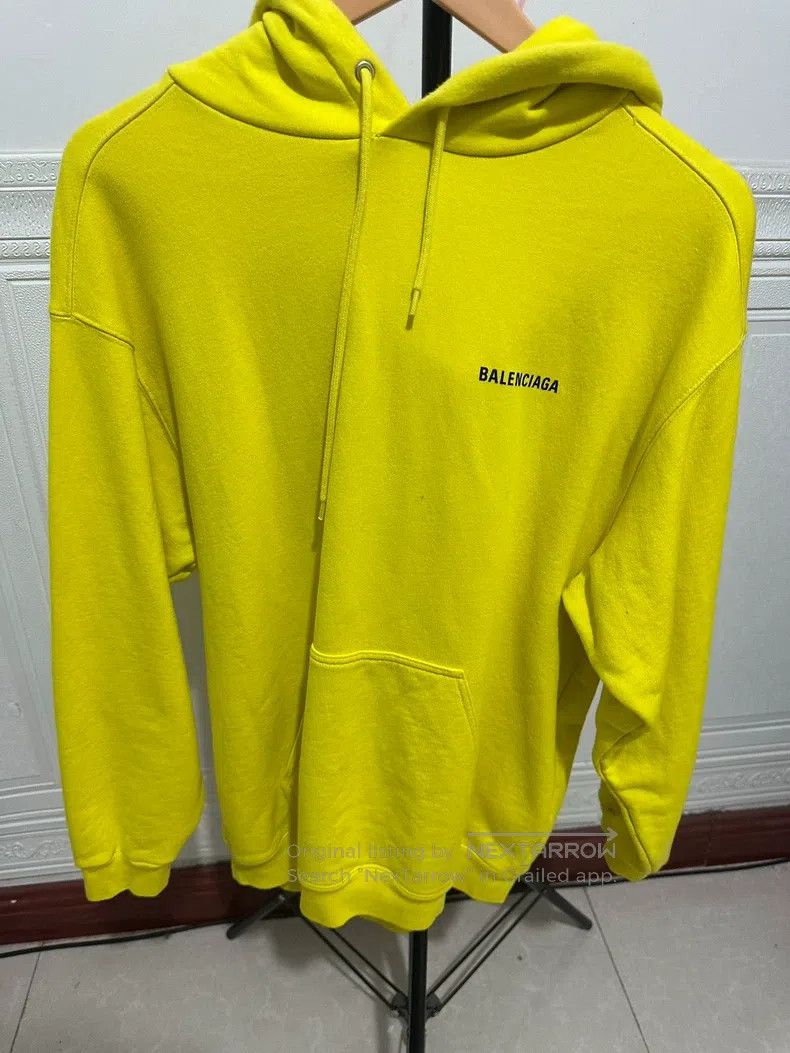 Balenciaga Balenciaga Neon Yellow Hoodie Size US XS / EU 42 / 0 - 1 Thumbnail