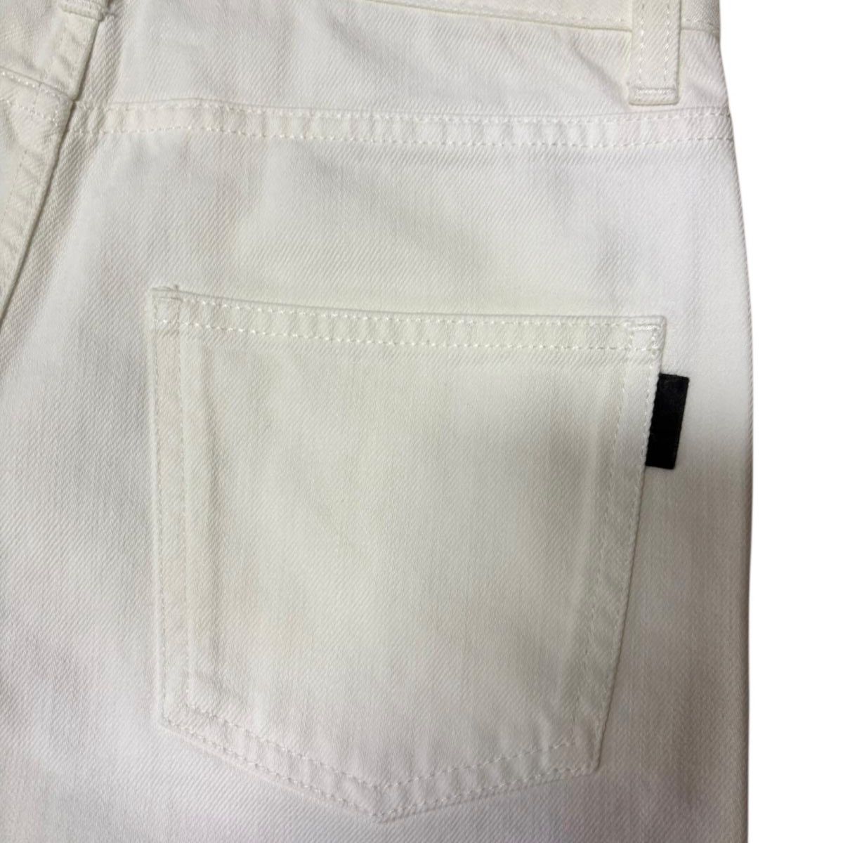 Yves Saint Laurent Yves Saint Laurent women's jeans size IT 39 Size 25" / US 0 / IT 36 - 9 Thumbnail