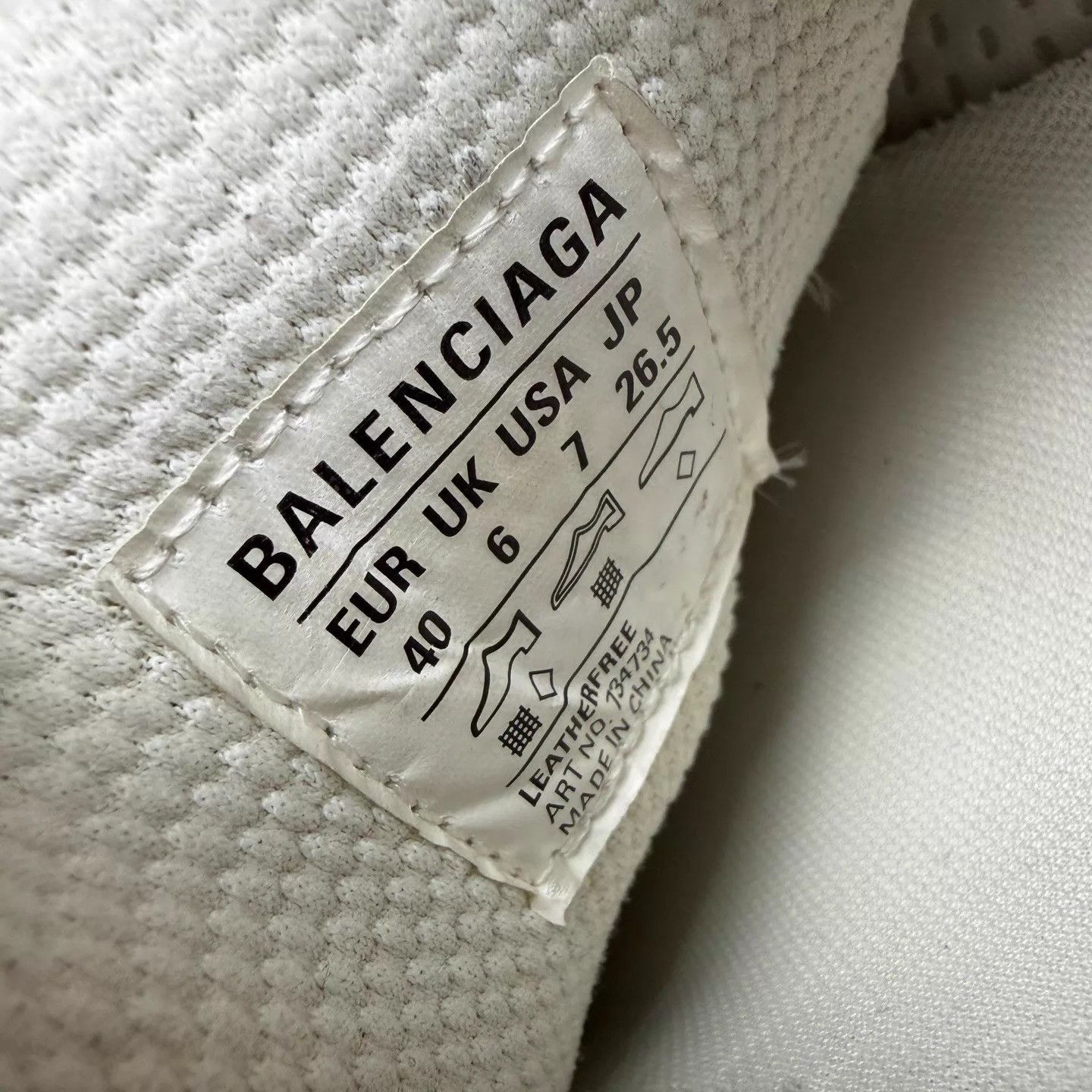 Balenciaga Balenciaga 3XL Distressed Dad Shoe Light Beige 40 Size US 7 / EU 40 - 7 Thumbnail