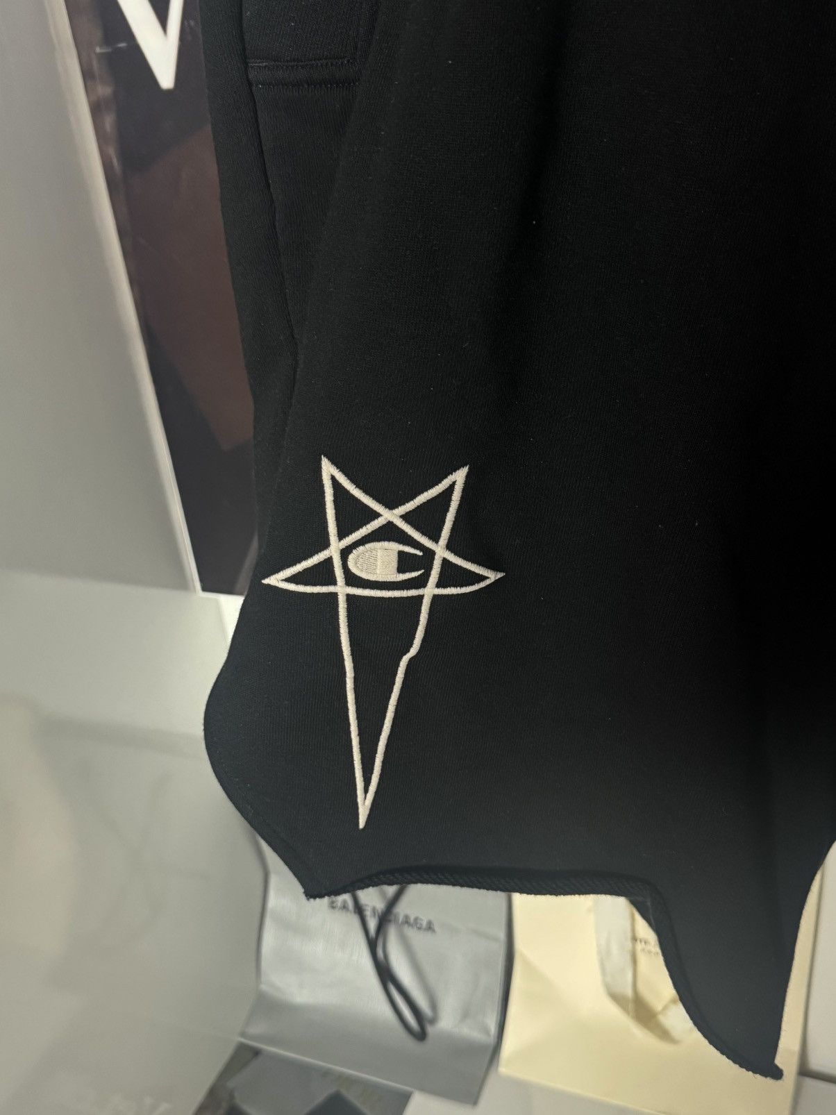 Rick Owens Drkshdw ✅ Rick Owens x Champion Black Cotton Shorts Pentagram L Size US 32 / EU 48 - 2 Thumbnail