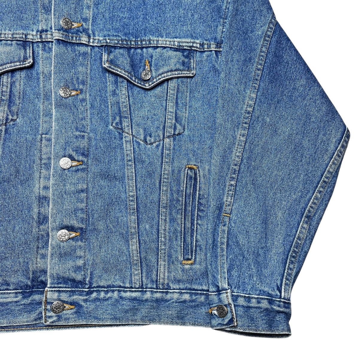 Other Vintage Paramount Communications Company Movie Denim Jacket Size US L / EU 52-54 / 3 - 15 Thumbnail