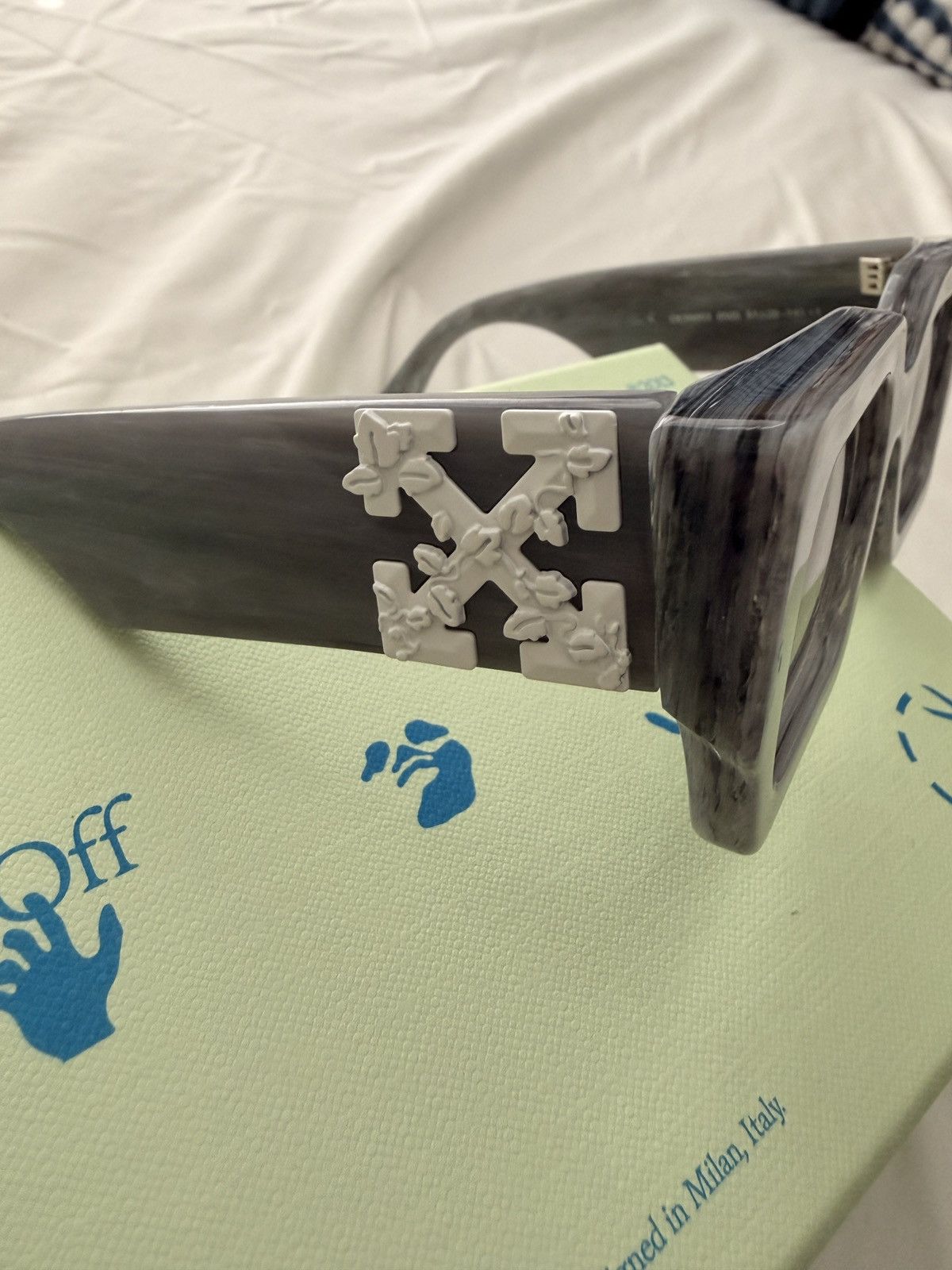 Off-White OFF-WHITE CATALINA RECTANGULAR FRAME SUNGLASSES LIGHT GREY Size ONE SIZE - 4 Thumbnail
