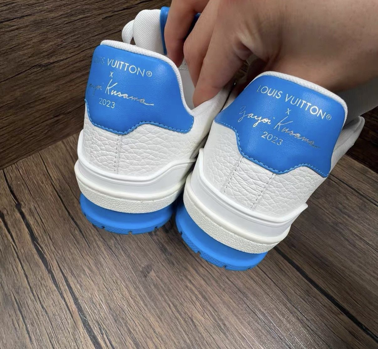 Louis Vuitton Louis Vuitton Trainer White & Blue Polka Dot Sneakers J41 Size US 7.5 / IT 37.5 - 5 Thumbnail