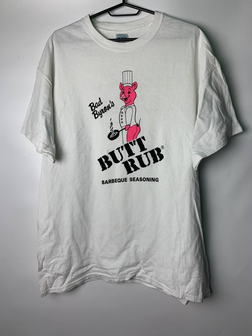 Gildan Vintage Bad Byron's Butt Rub T-Shirt Size US XL / EU 56 / 4 - 1 Thumbnail