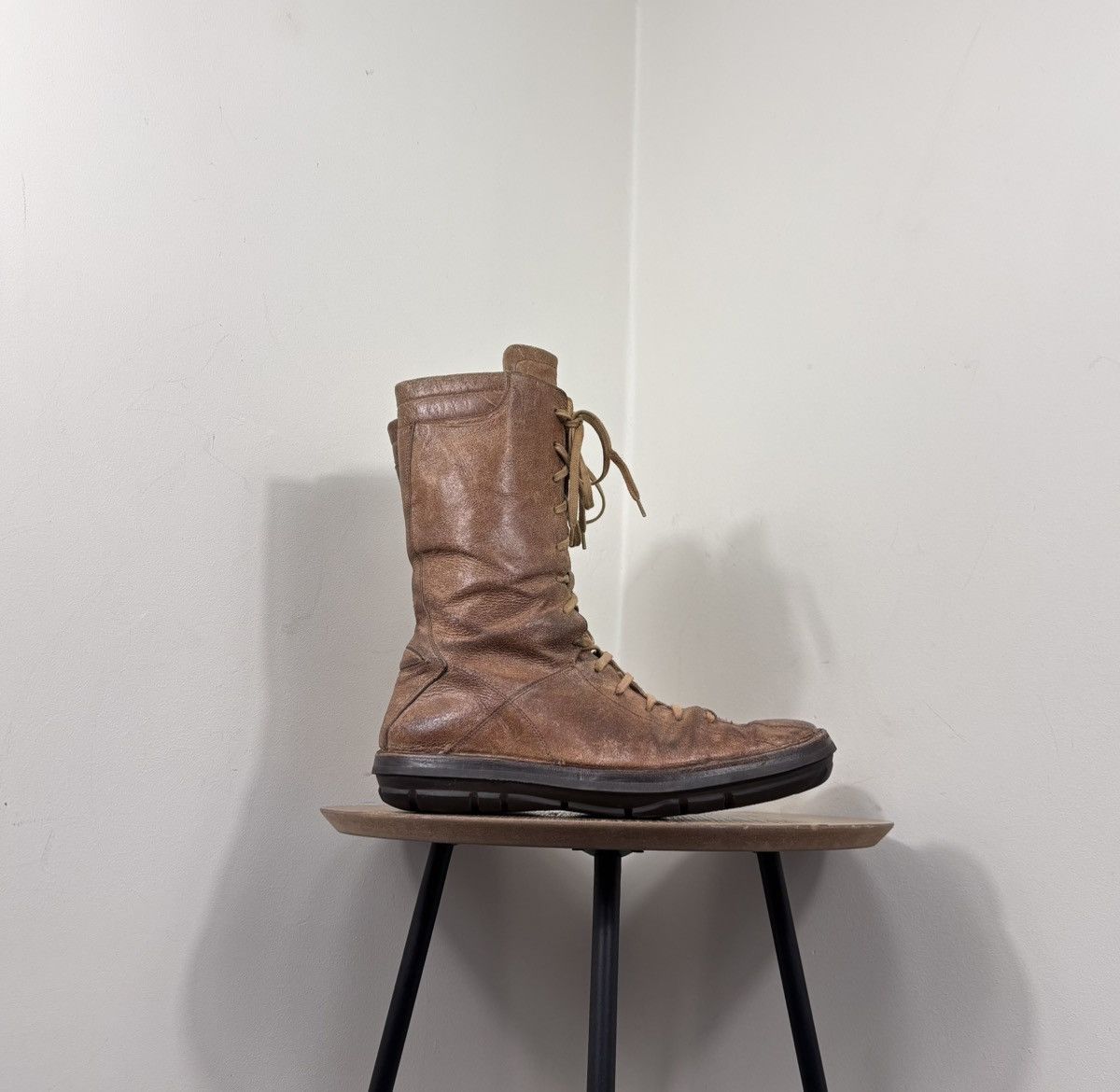 Bally Bally BearthTrek Men’s Distressed Leather Combat Boots Size US 8.5 / EU 41-42 - 2 Thumbnail