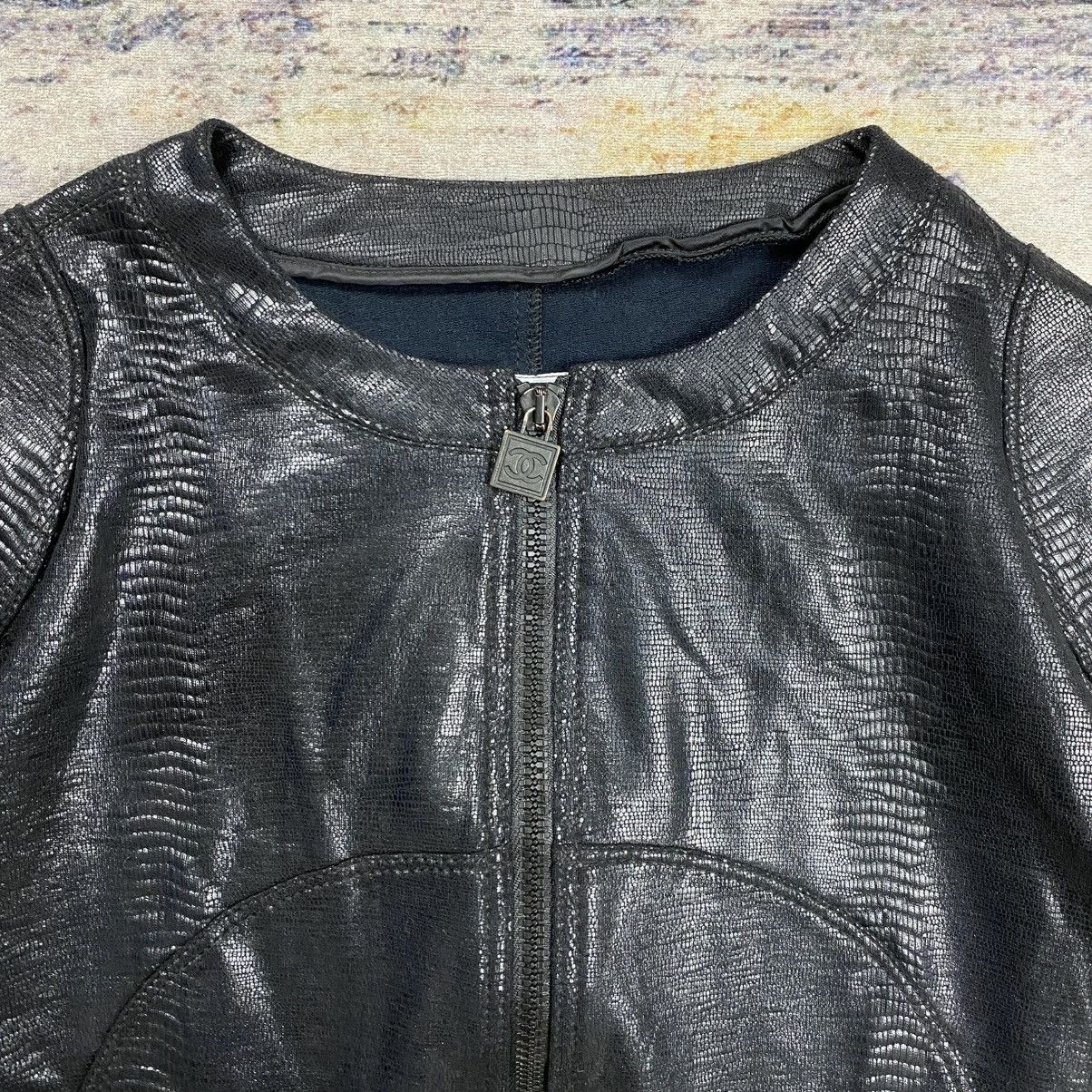 Chanel Chanel crocodile effect bikers jacket Size M / US 6-8 / IT 42-44 - 8 Thumbnail