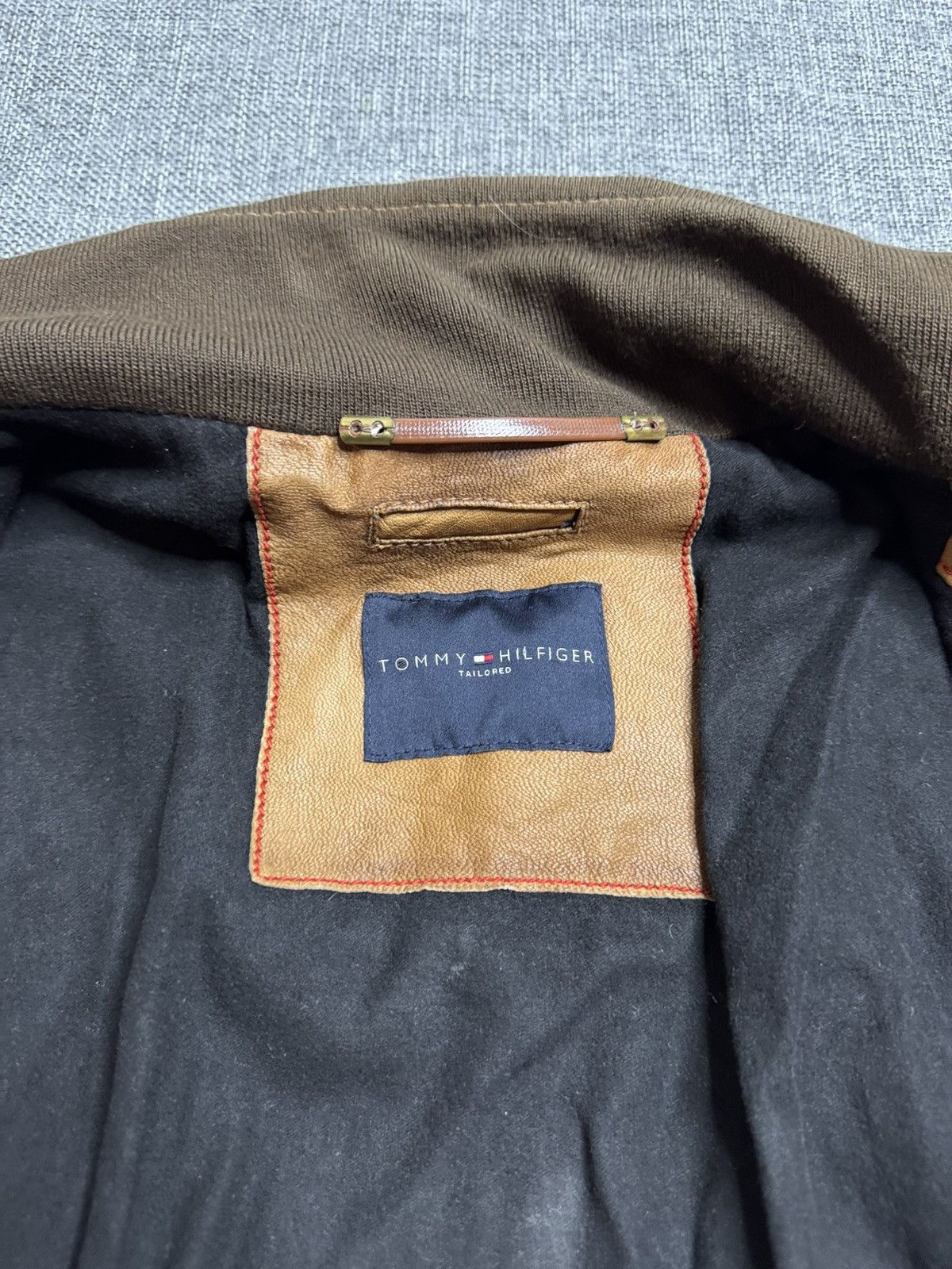 Tommy Hilfiger Vintage Tommy Hilfiger Tailored leather jacket L Size US L / EU 52-54 / 3 - 10 Thumbnail