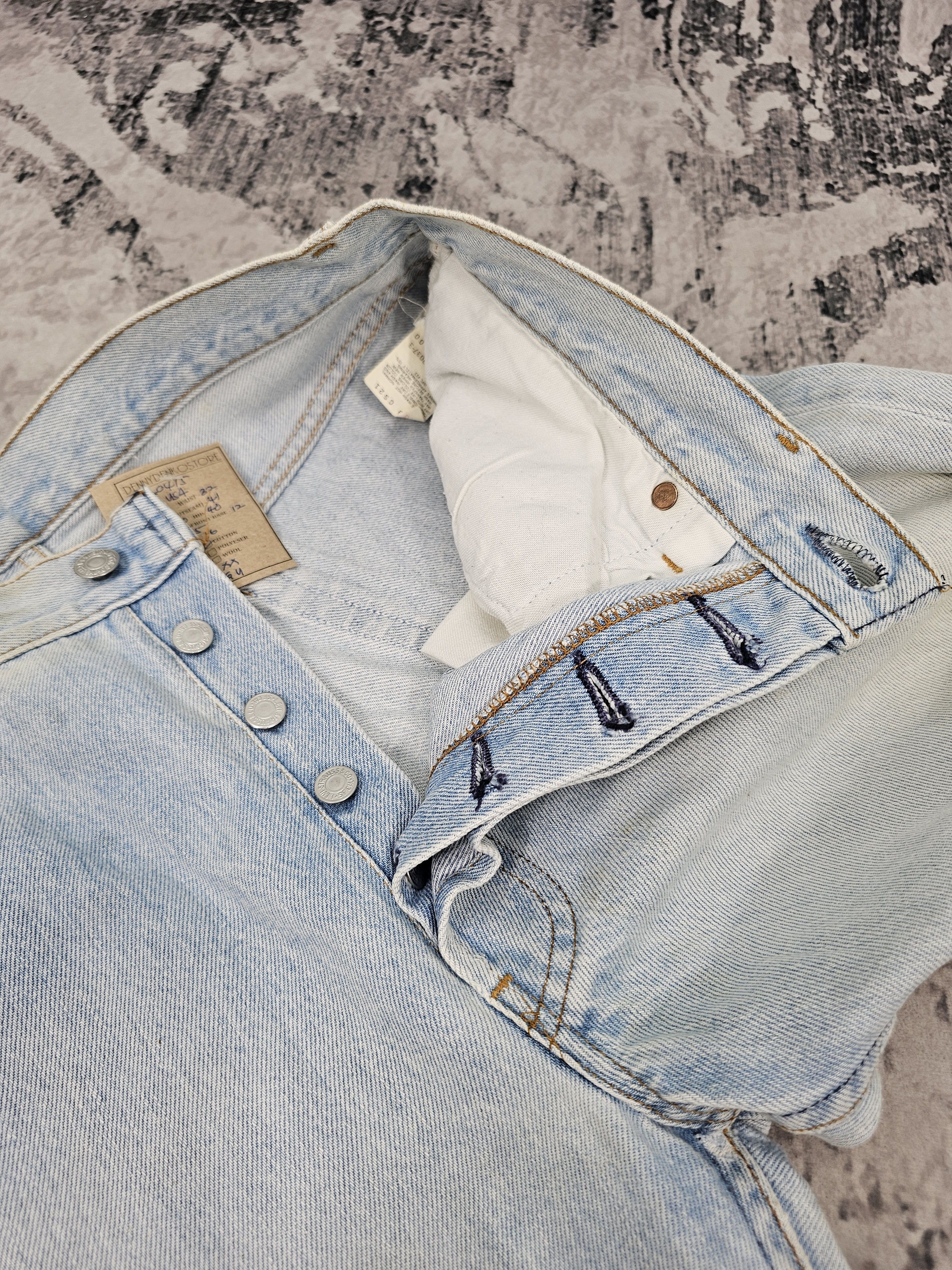 Levi's Vtg 80's LEVIS 501 XX Light Blue Faded Size 32X30 Jean L0415 Size US 32 / EU 48 - 12 Thumbnail