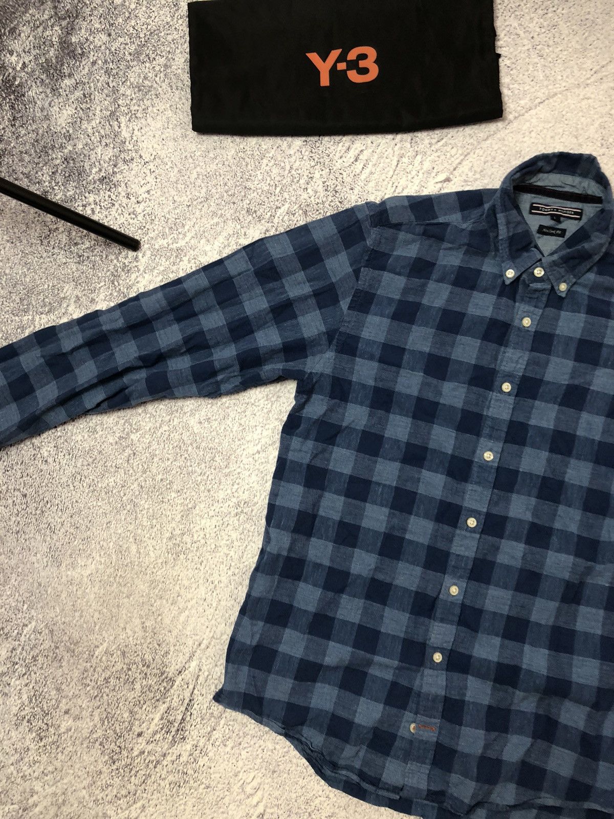 Tommy Hilfiger × Vintage Men’s shirt Tommy Hilfiger size L Size US L / EU 52-54 / 3 - 3 Thumbnail