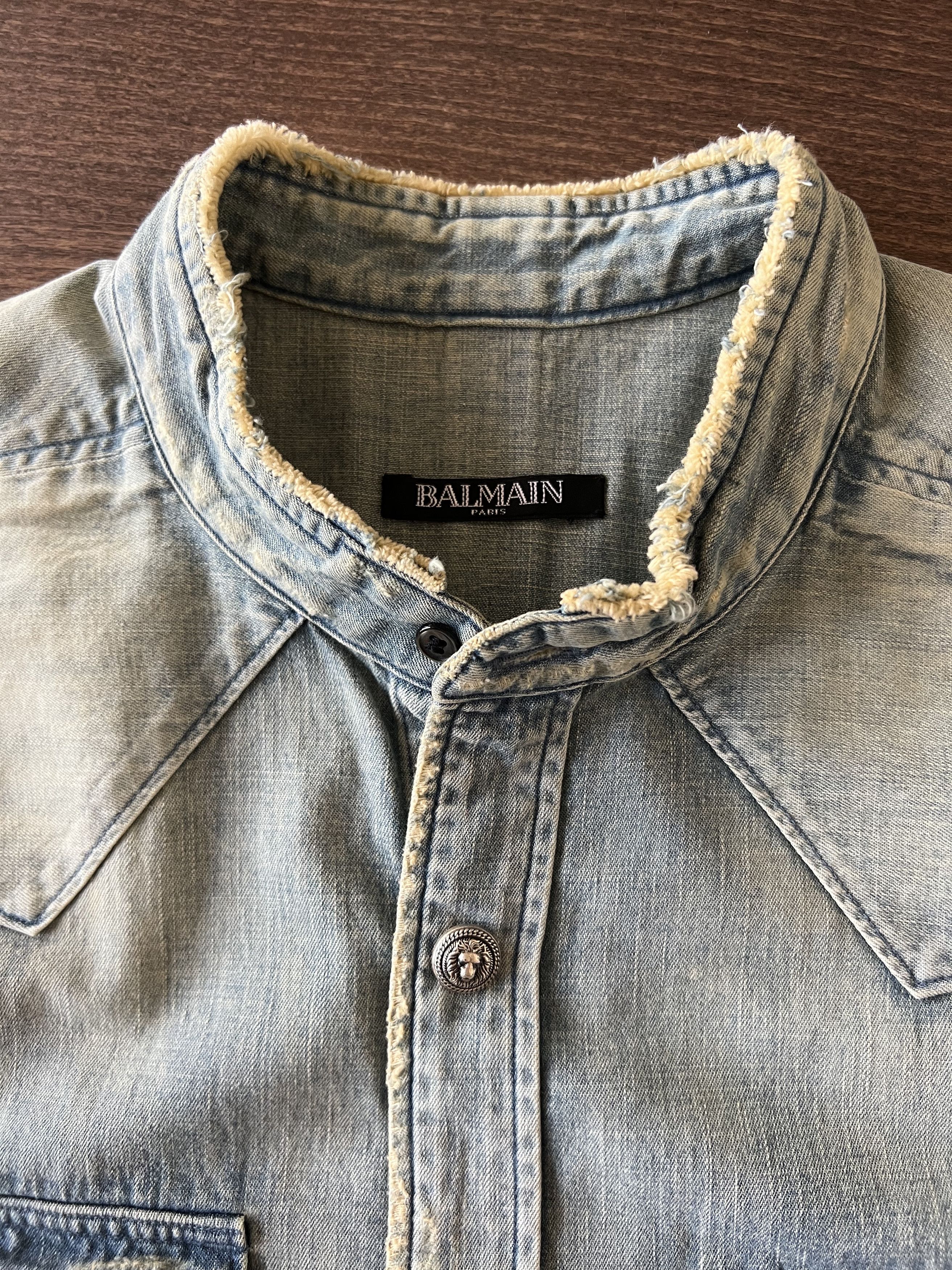 Balmain Balmain Distressed Vintage Denim Shirt Size US L / EU 52-54 / 3 - 3 Thumbnail