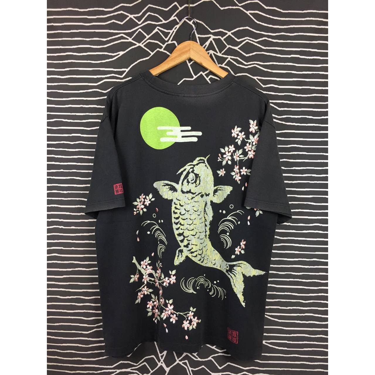 Japanese Brand × Vintage Vtg WILLPIPS Japanese Traditional Sukajan Carp Fish Tee Size US XL / EU 56 / 4 - 1 Thumbnail