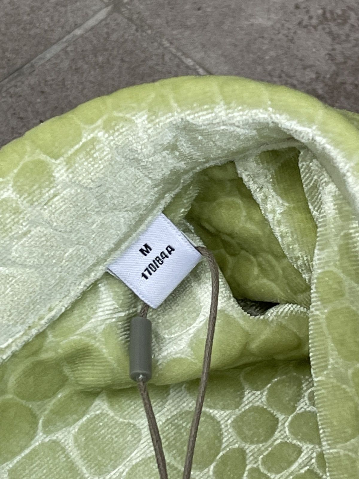Han Kjobenhavn !DS! SS21 Han Kjobenhavn Pale Green Croc Skin Summer Shirt Size US M / EU 48-50 / 2 - 21 Thumbnail