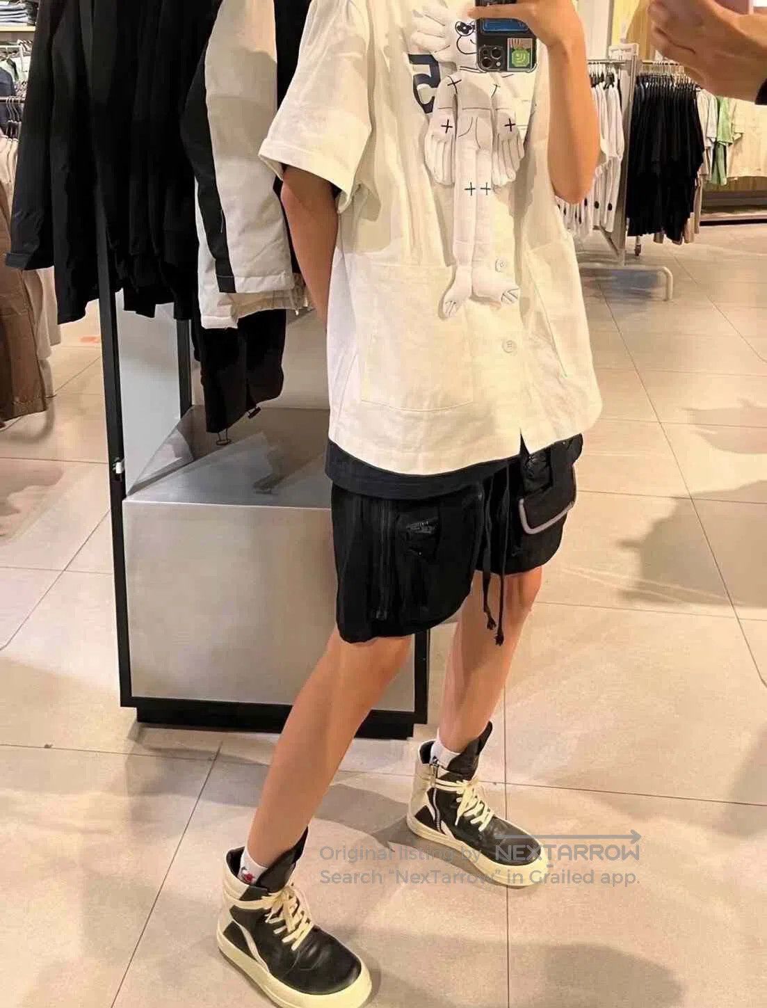 Louis Vuitton Louis Vuitton Asia Limited Elf Print Shirt. Size S / US 4 / IT 40 - 7 Thumbnail