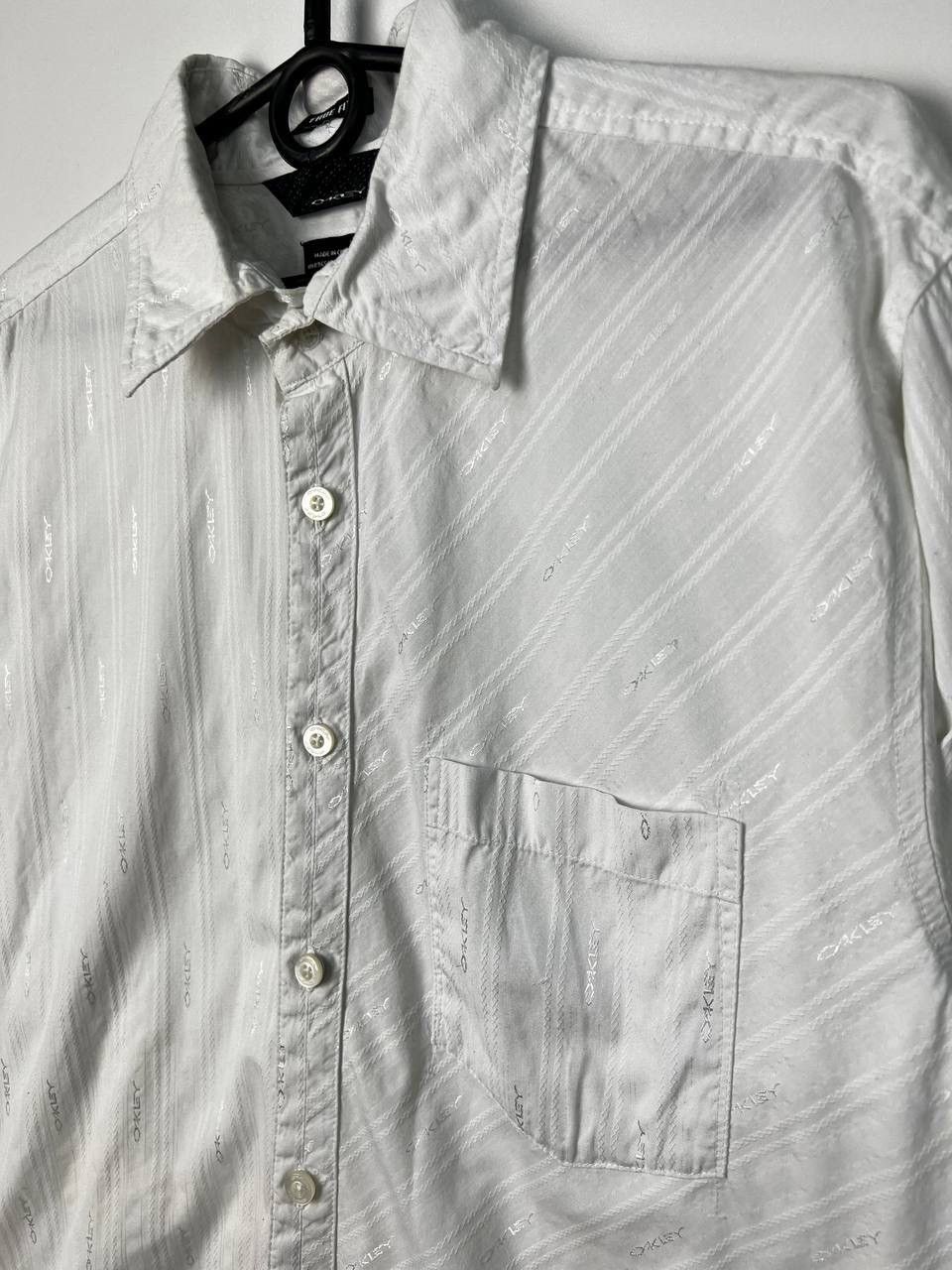 Vintage Oakley streetwear vintage Shirt size M Size US M / EU 48-50 / 2 - 4 Thumbnail