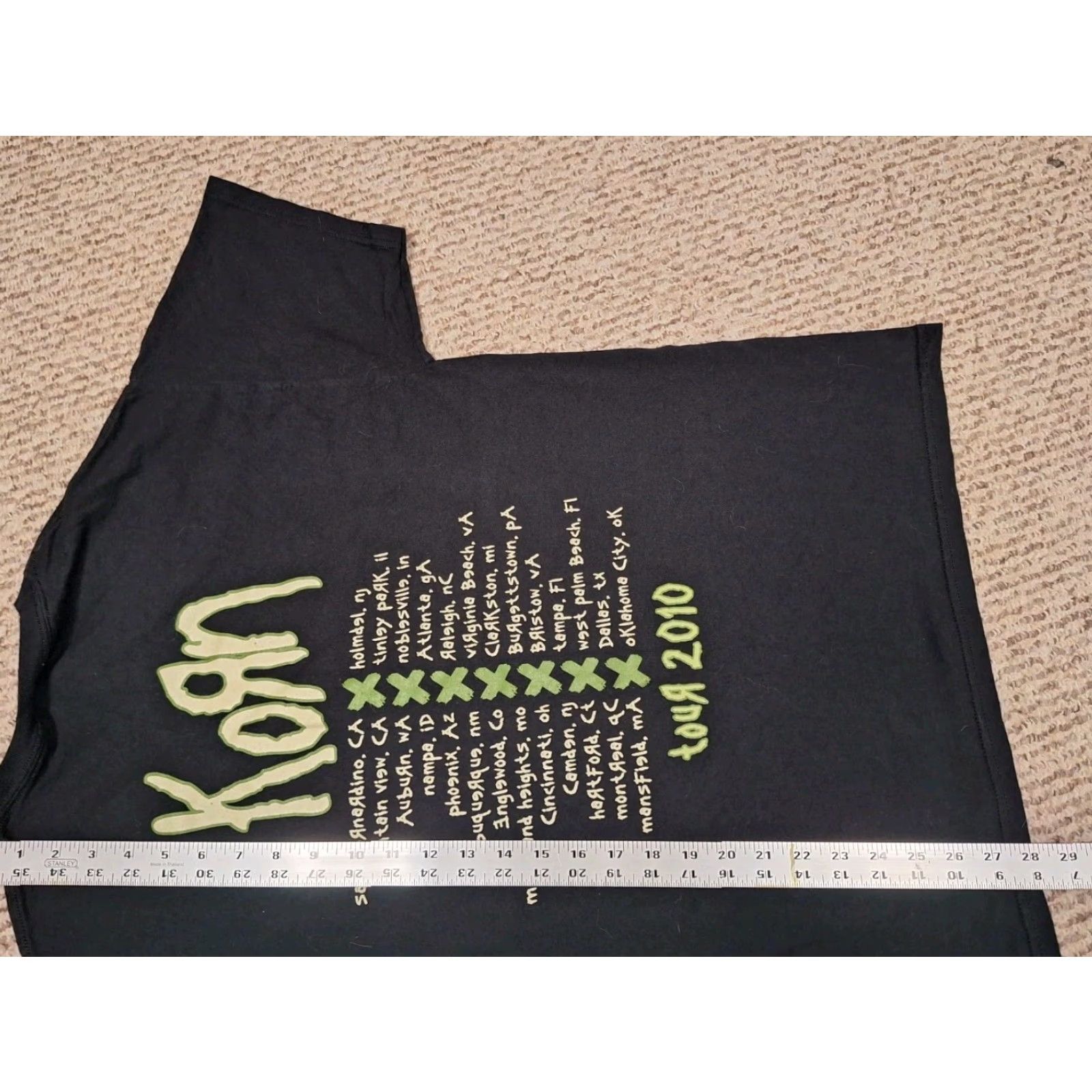 Vintage VINTAGE KORN 2010 North America Tour Spellout Band shirt L Black Mens T-Shirt Size US L / EU 52-54 / 3 - 5 Thumbnail