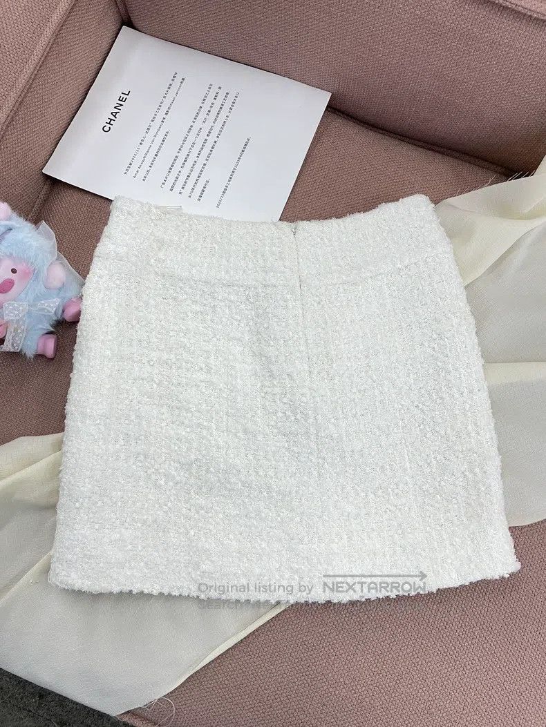 Chanel Chanel Cruise Series Set White Four-pocket Tweed Set Size XS / US 0-2 / IT 36-38 - 7 Thumbnail