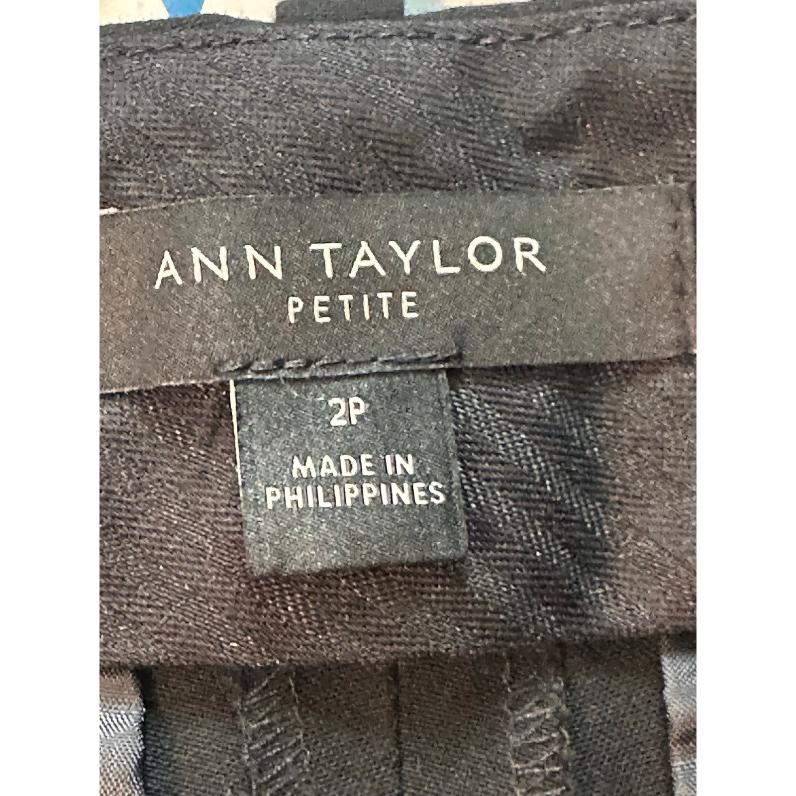 Ann Taylor Ann Taylor black straight legs dress pants size 2P Size 31" - 3 Thumbnail
