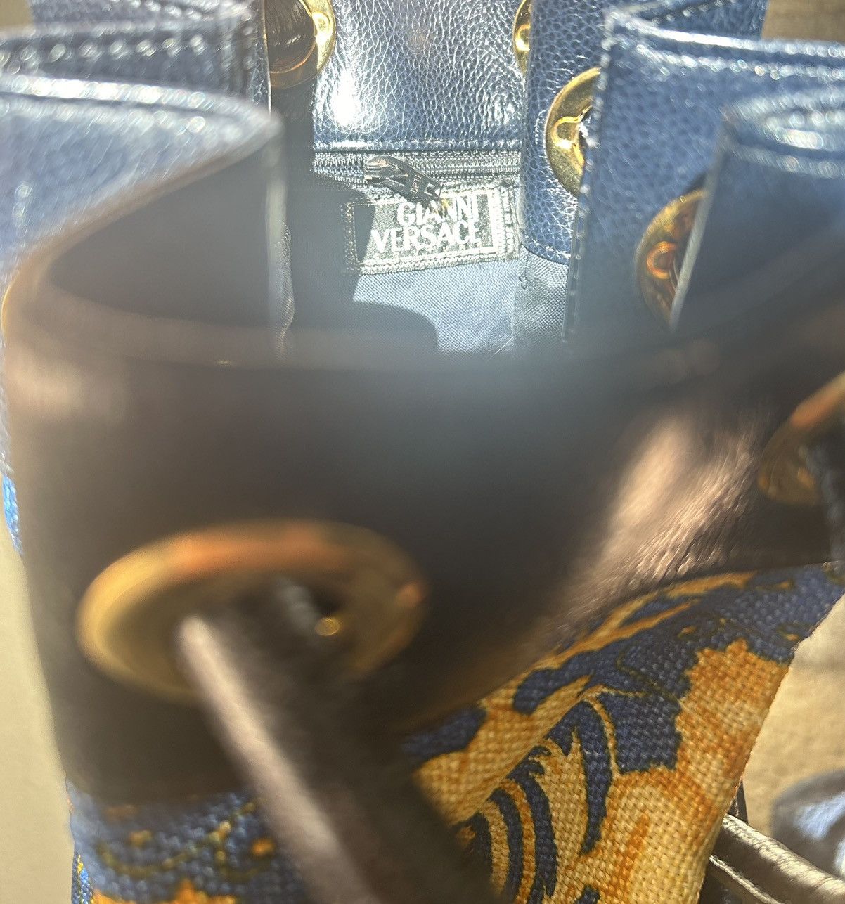 Versace Versace Bucket Bag Size ONE SIZE - 3 Thumbnail