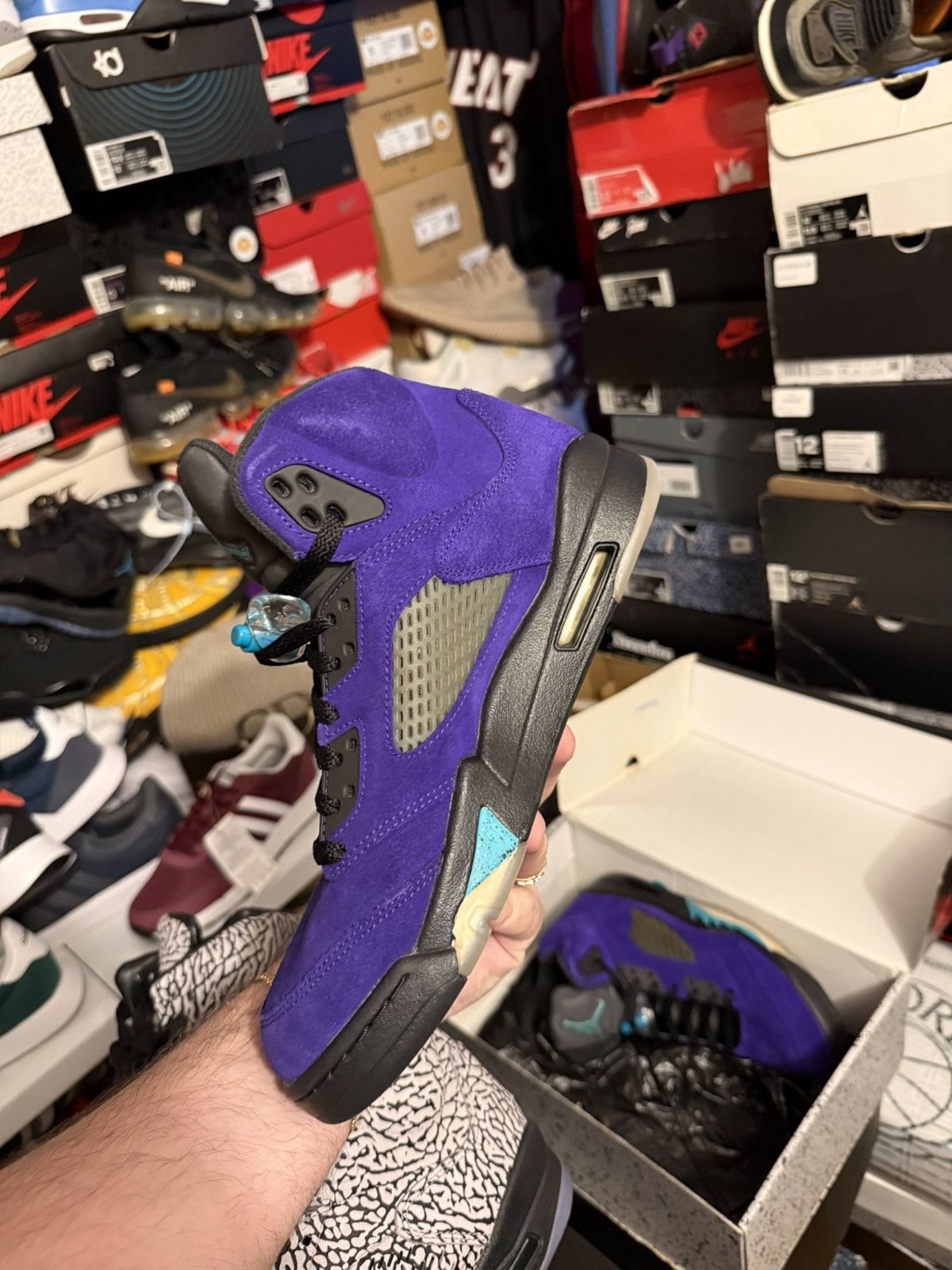 Jordan Brand Jordan retro 5 alternate grape sz 8.5 Size US 8.5 / EU 41-42 - 3 Thumbnail