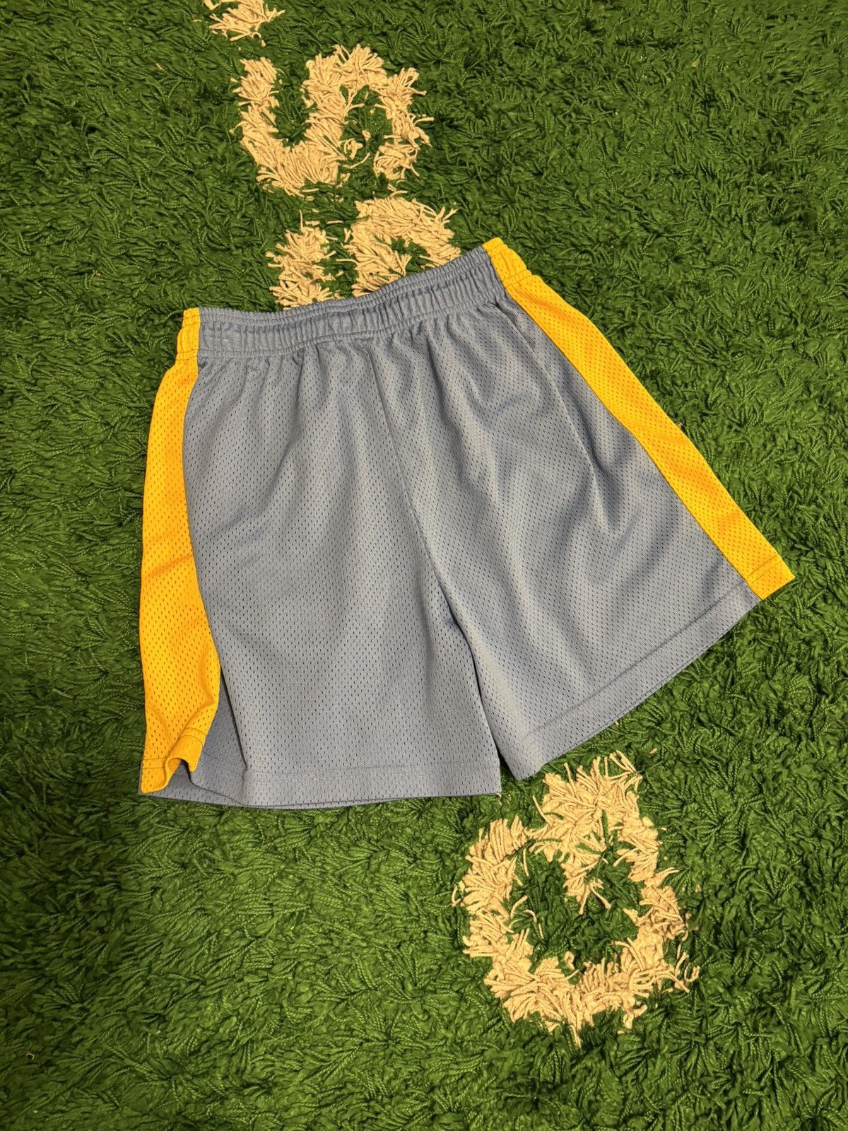 Eric Emanuel Eric Emanuel Shorts (Blue/Yellow) Size US 32 / EU 48 - 3 Thumbnail