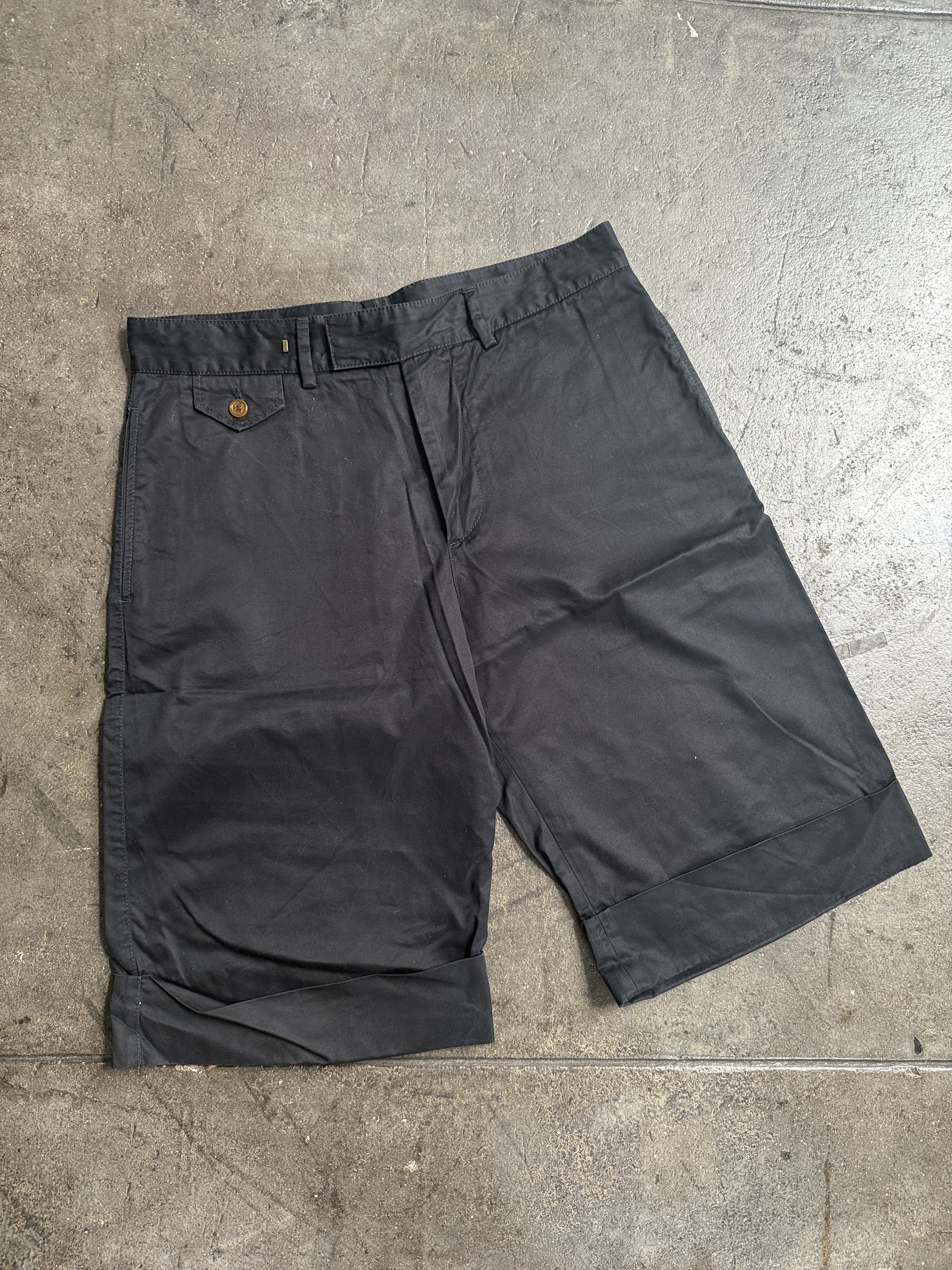 2011 Bermuda Shorts w/ Sewn in Cuff