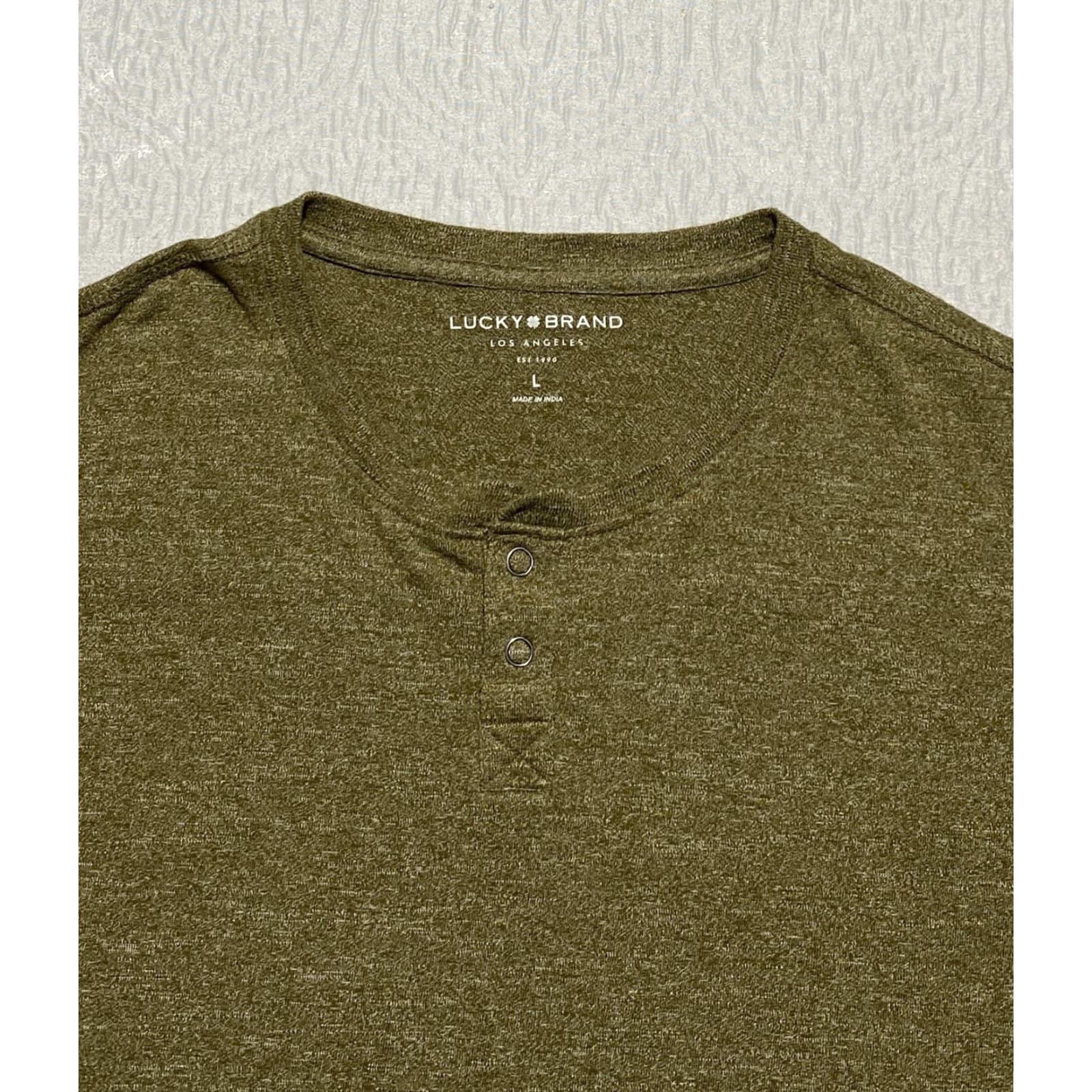 Lucky Brand Lucky Brand Shirt Mens Large Olive Green Henley Long Sleeve Cotton Blend Casual Size US L / EU 52-54 / 3 - 2 Thumbnail