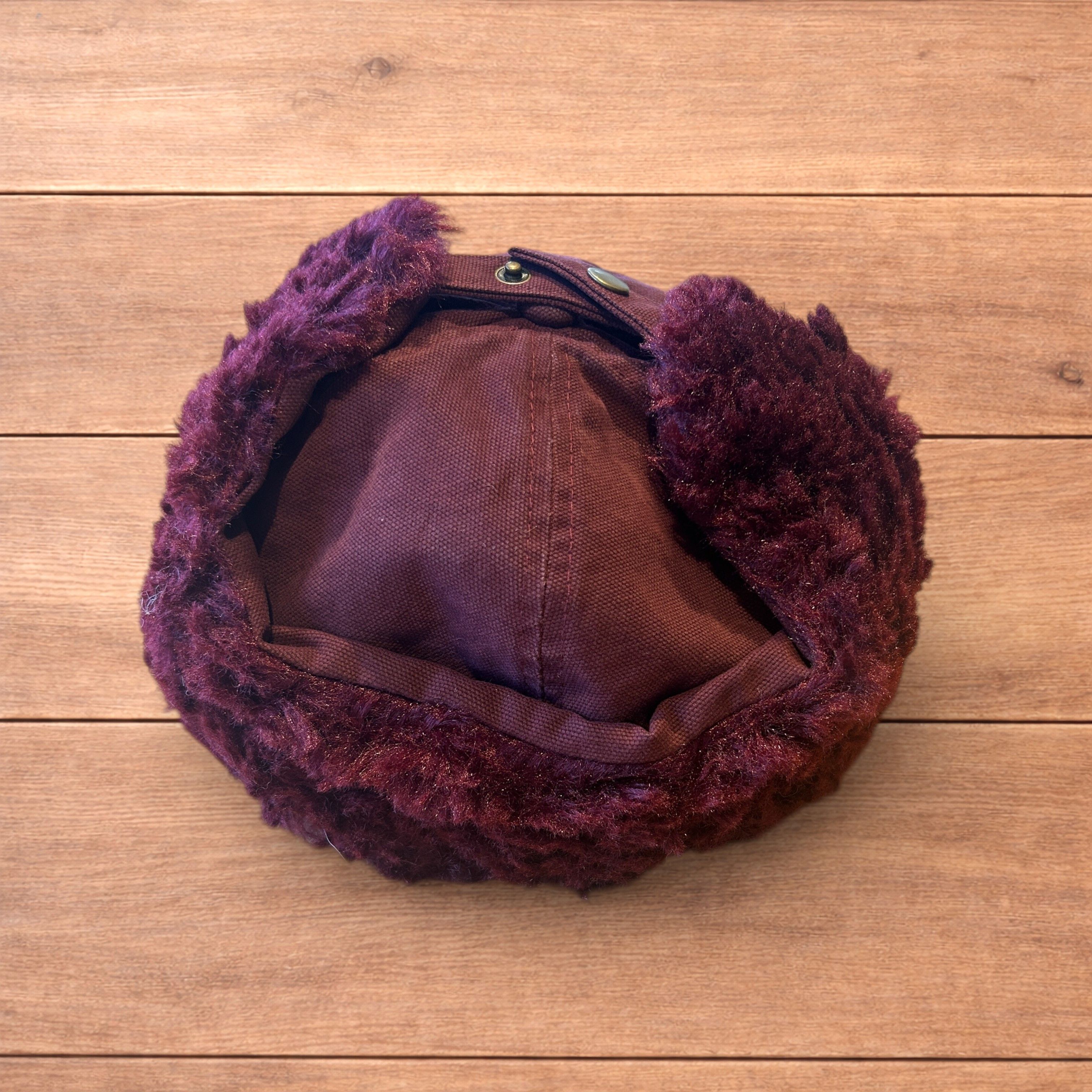 Japanese Brand Vintage style trapper Russian ear flap hat in maroon/red. Size ONE SIZE - 6 Thumbnail