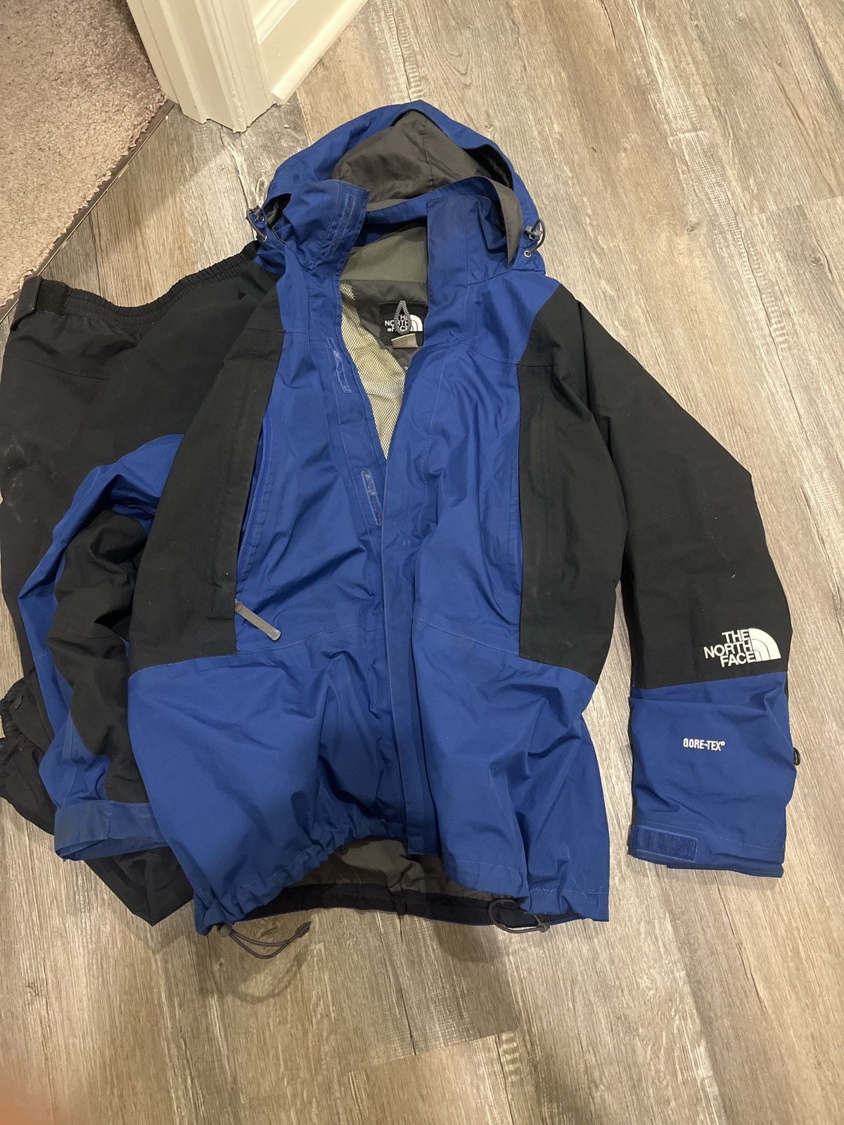 The North Face Vintage North Face Mountain Jacket goretex Size US XL / EU 56 / 4 - 1 Thumbnail