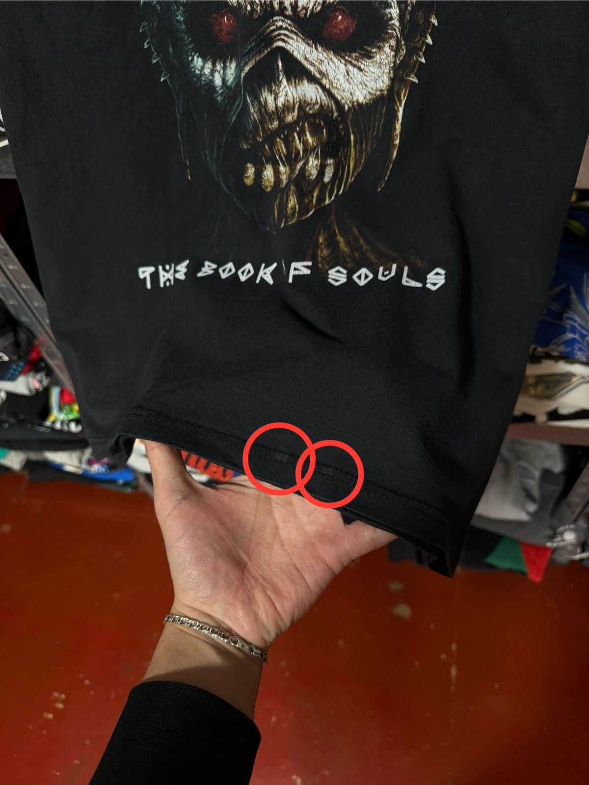 Band Tees Vintage 2016 Iron Maiden The Book Of Souls Tour T-Shirt Y2K Size US M / EU 48-50 / 2 - 6 Thumbnail