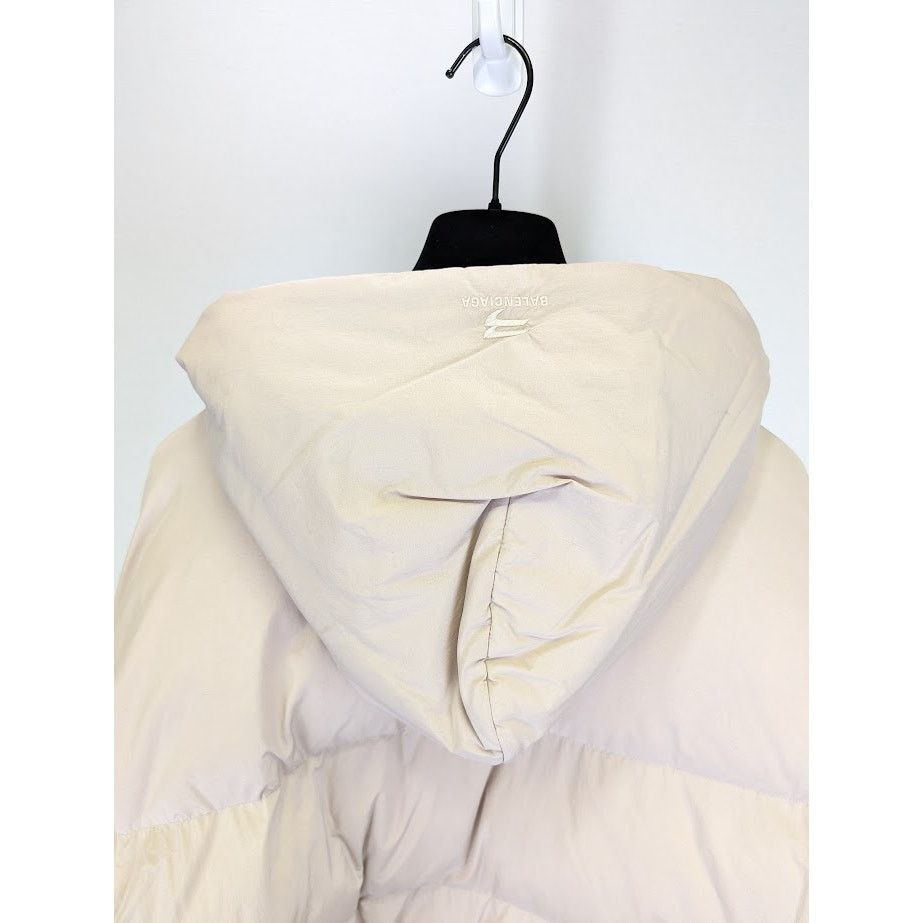 Balenciaga o1rshd1 Hooded Jacket in Beige Size US L / EU 52-54 / 3 - 16 Thumbnail