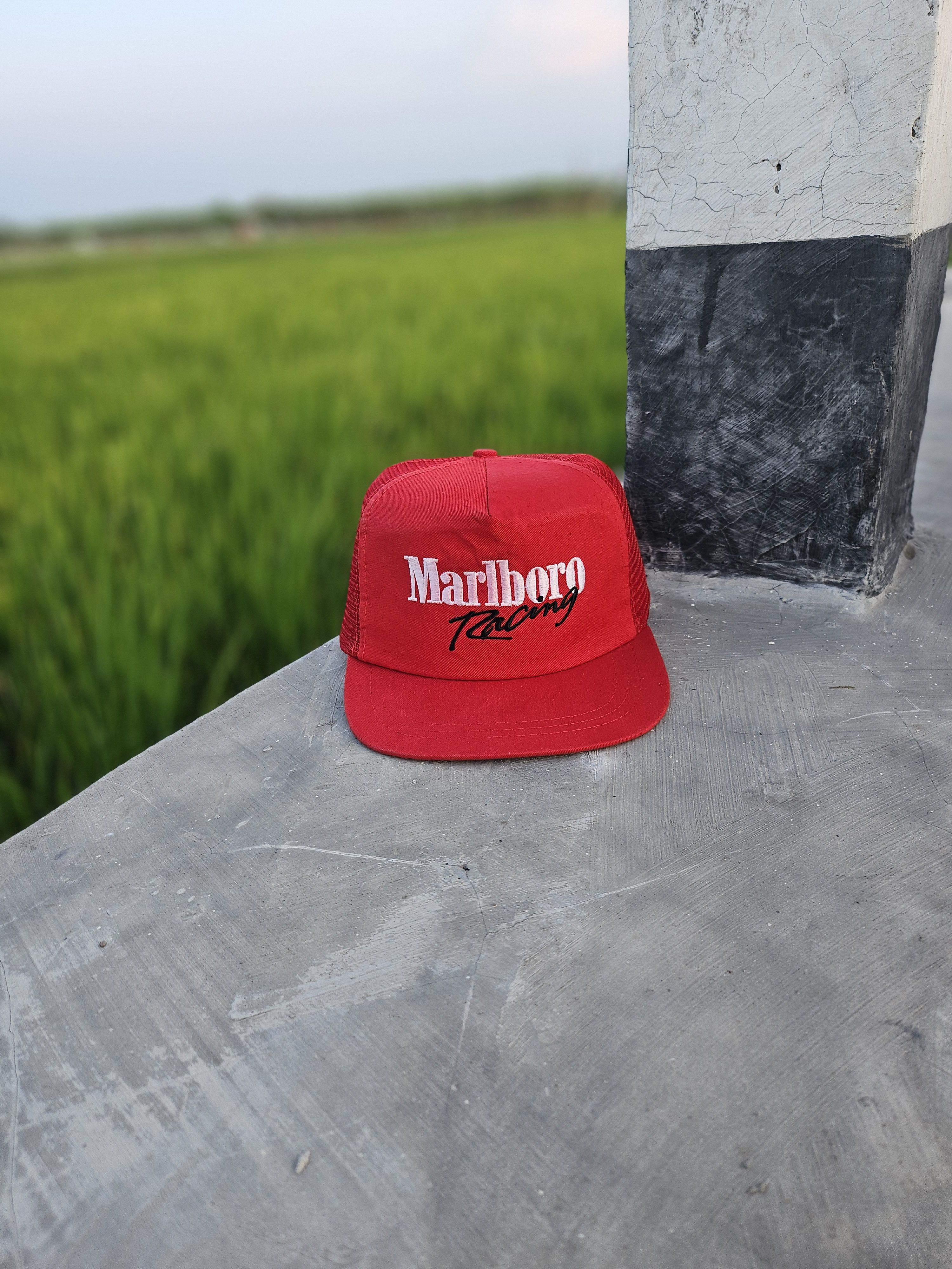 Marlboro Vintage Marlboro Racing Trucker Hat Size ONE SIZE - 1 Thumbnail