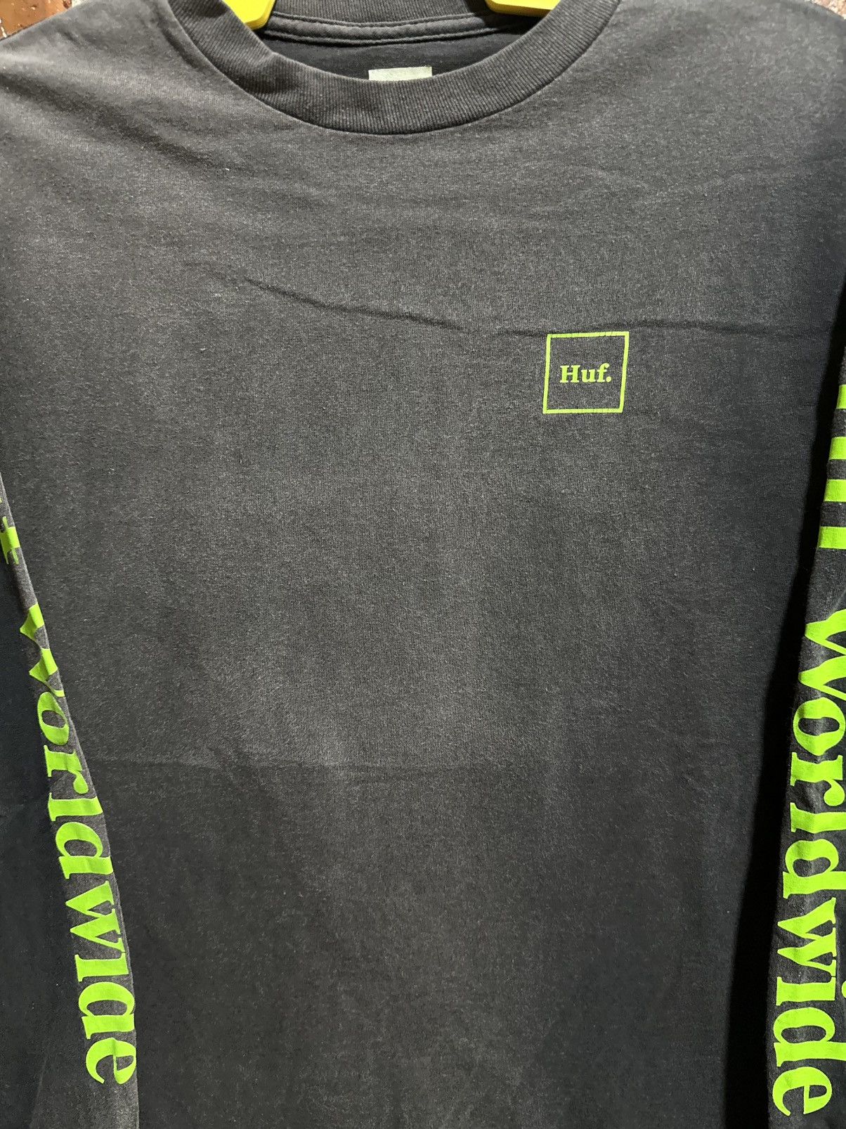 Huf Thrashed Vintage Huf Worldwide Long Sleeve Sun Faded Tee Size US M / EU 48-50 / 2 - 2 Thumbnail