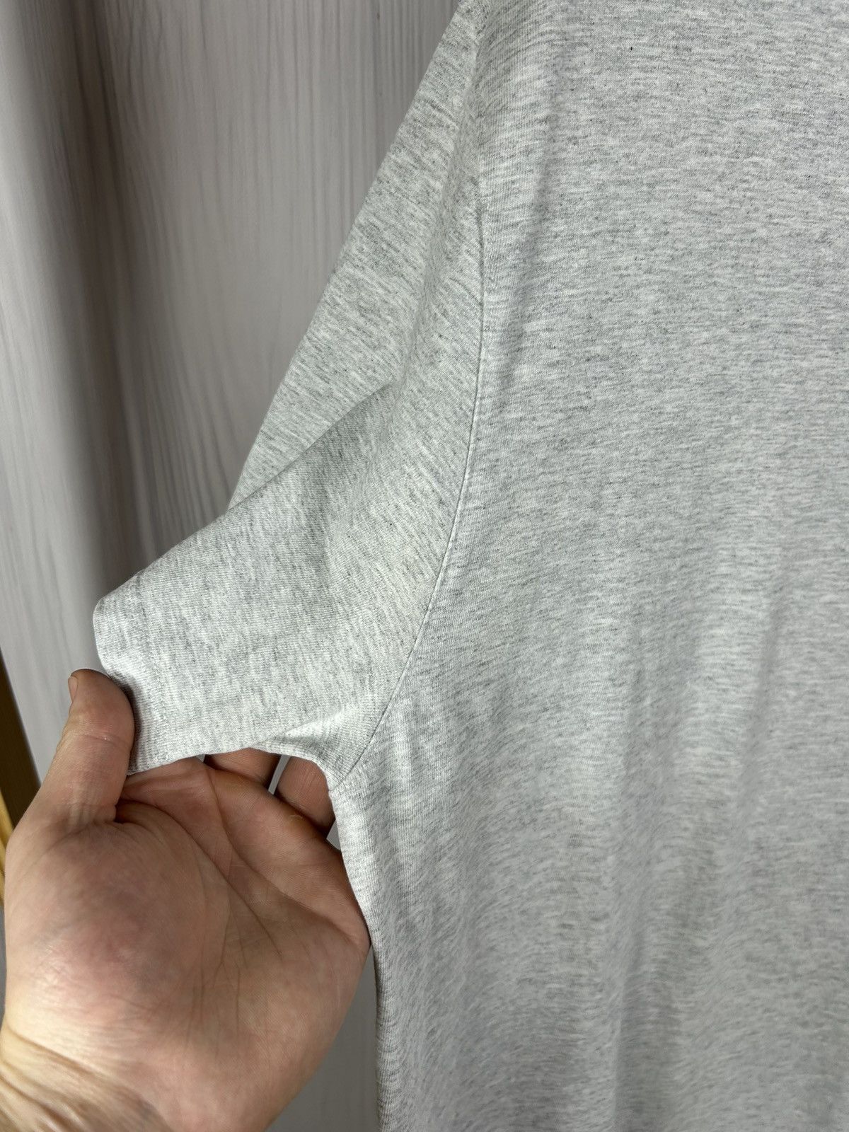 A.P.C. A.P.C. U.S. Gray T-Shirt Size L Size US L / EU 52-54 / 3 - 5 Thumbnail