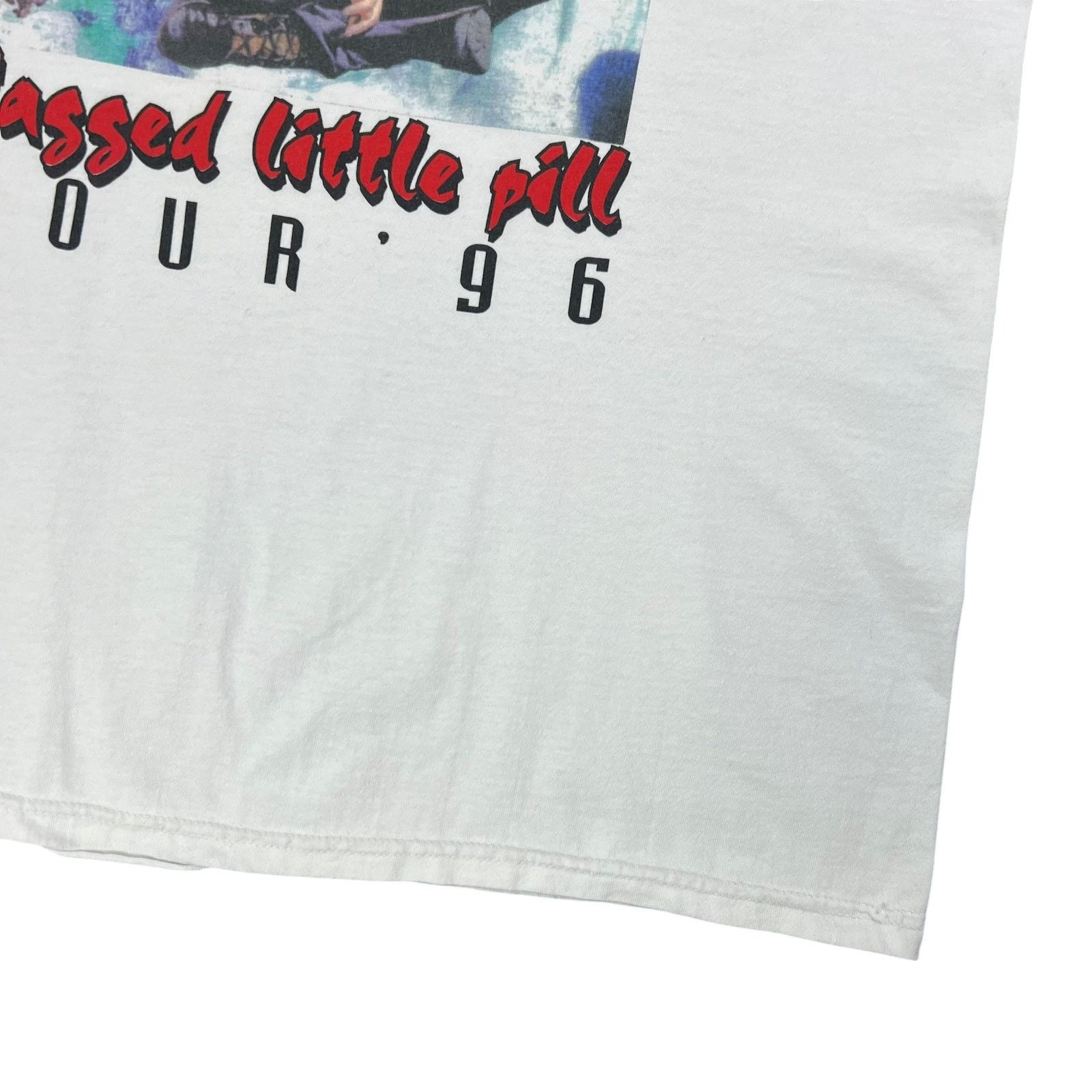 Band Tees × Fruit Of The Loom × Vintage Vintage 1996 Alanis Morissette Jagged Little Pill lot tee Size US XL / EU 56 / 4 - 3 Thumbnail