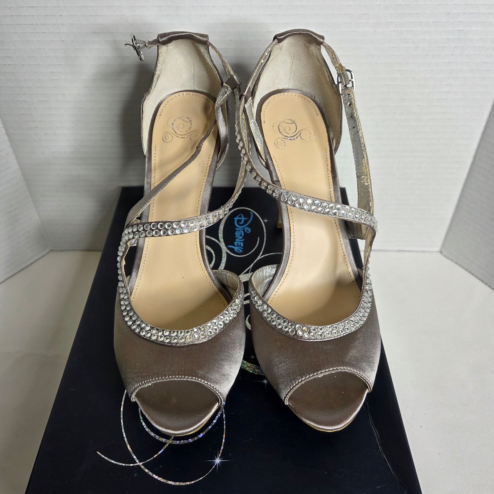 Disney Disney The Glass Slipper Collection Women's Shoes Size 10 Size US 10 / IT 40 - 2 Thumbnail