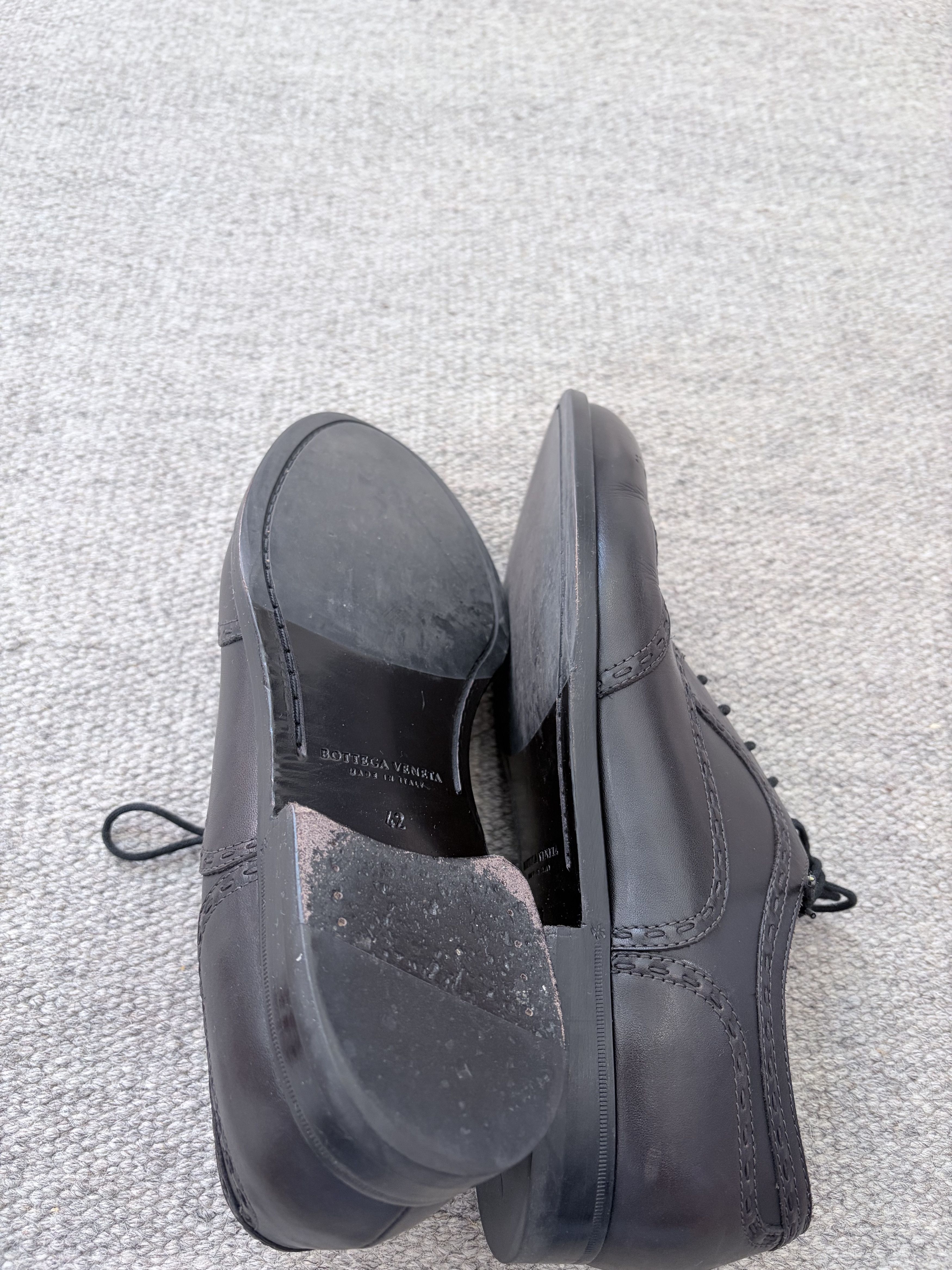 Bottega Veneta Bottega Veneta Wingtip Brogue Oxford — Dark Brown / Size 42 Size US 9 / EU 42 - 5 Thumbnail