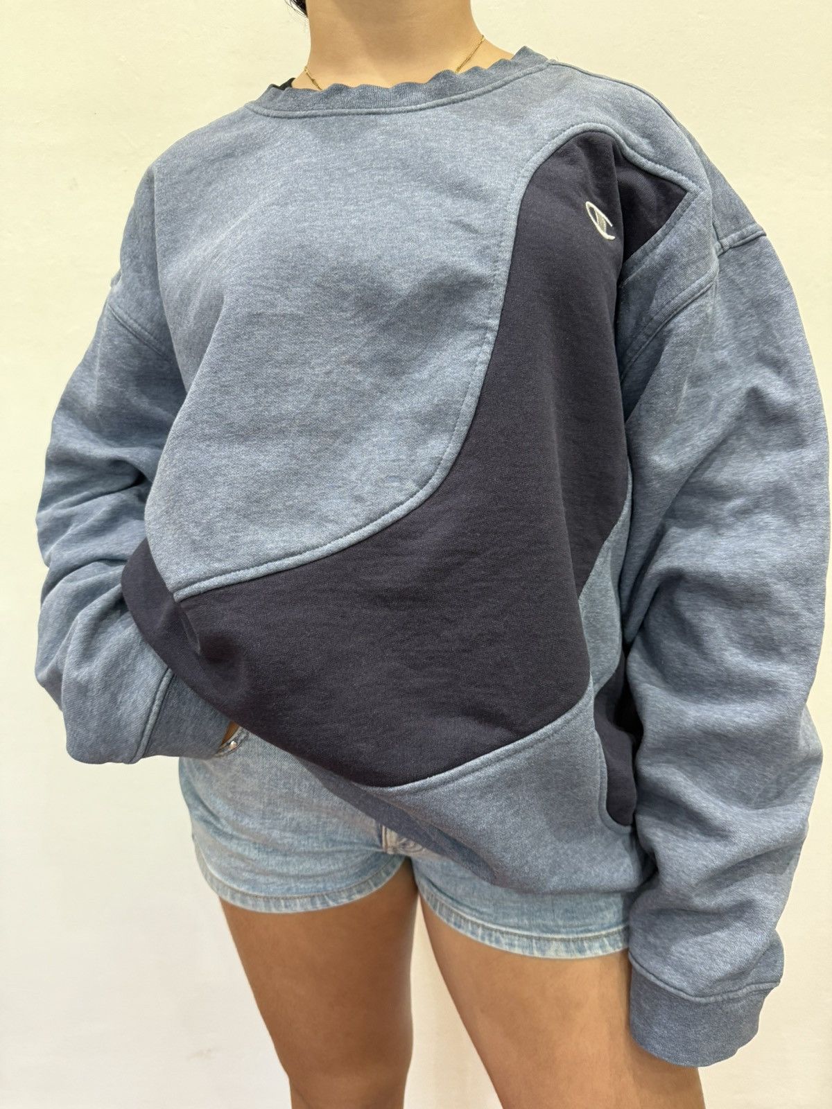 Champion Champion Rework Patchwork Sweatshirt (Rare) – Size XL Size US XL / EU 56 / 4 - 1 Thumbnail