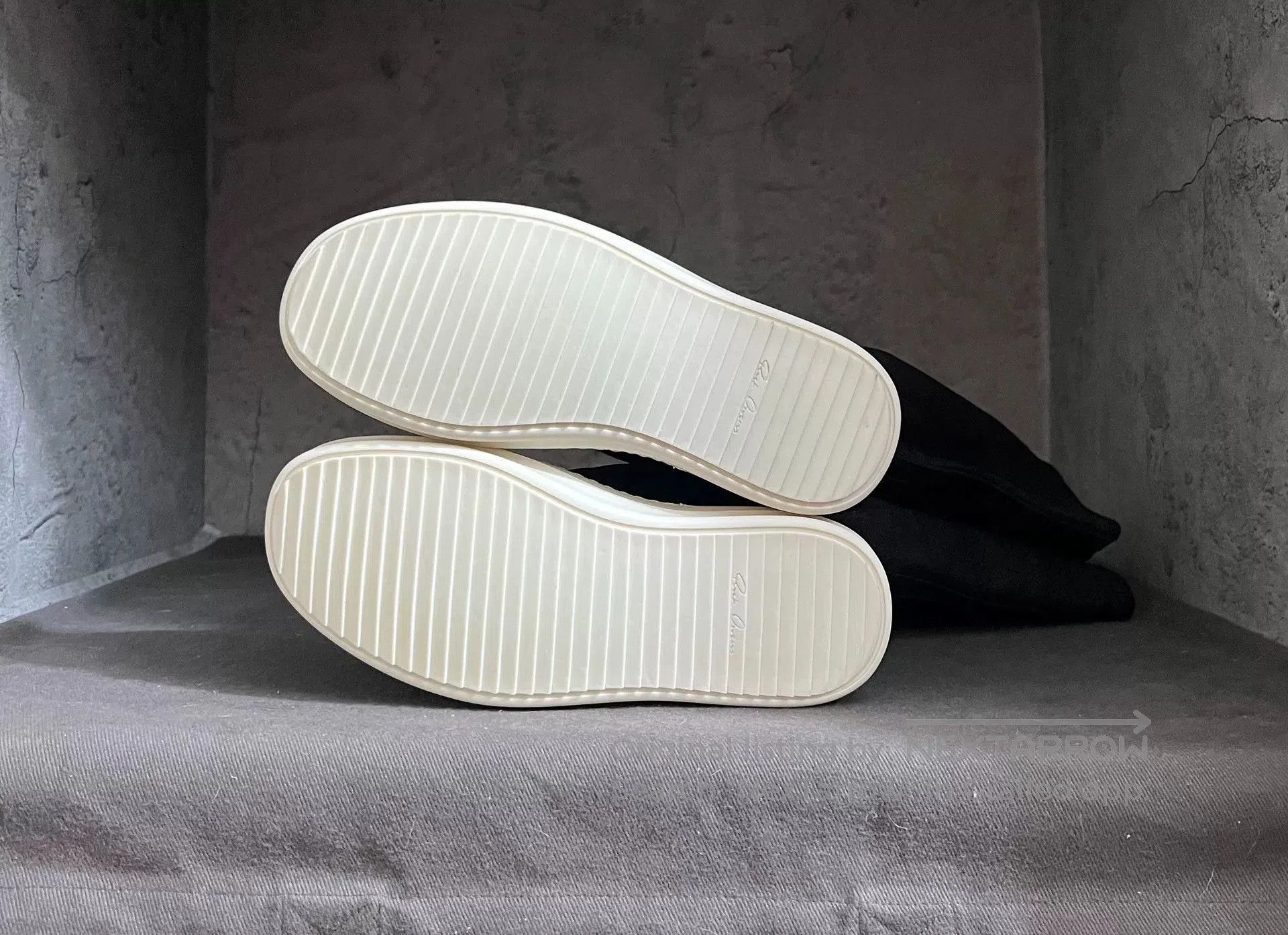 Rick Owens Rick Owens 17FW LNSP Lambskin Mid. Size US 4 / IT 34 - 6 Thumbnail