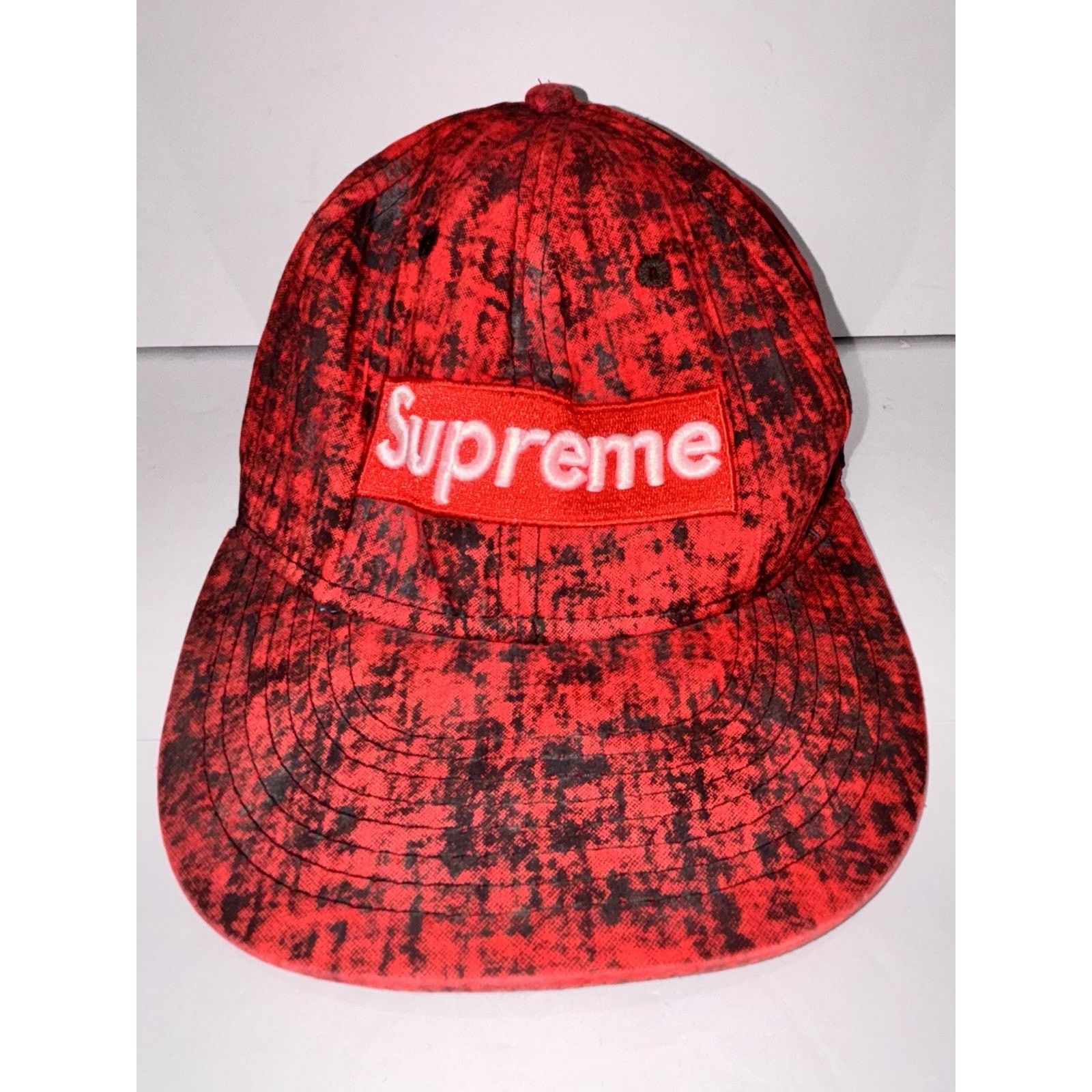 Supreme Supreme Red Hat Vintage Size ONE SIZE - 1 Thumbnail