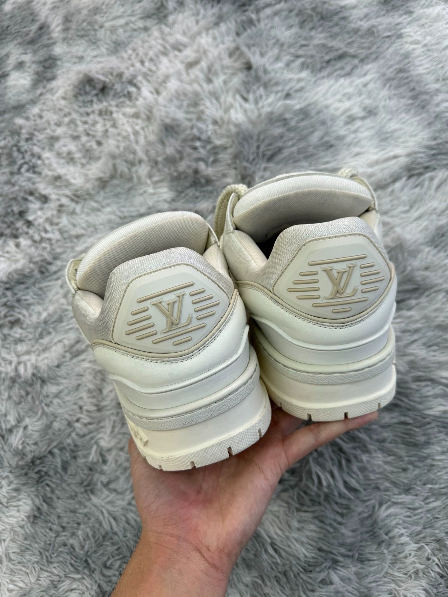 Louis Vuitton Louis Vuitton LV Trainer Maxi (White) Size US 10 / EU 43 - 4 Thumbnail