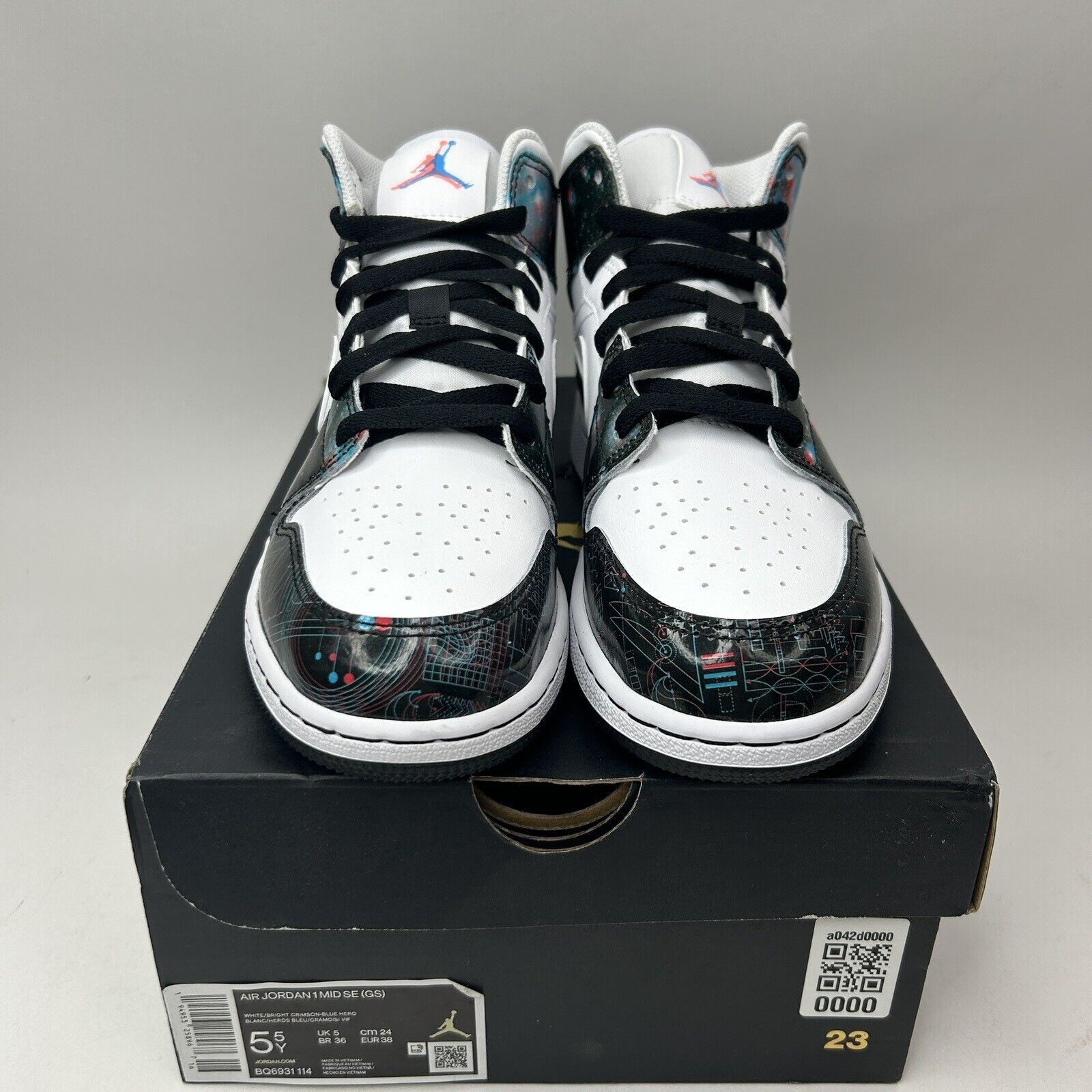 Nike Nike Air Jordan 1 Mid SE GS “Take Flight” 2023 Size US 7 / IT 37 - 2 Thumbnail