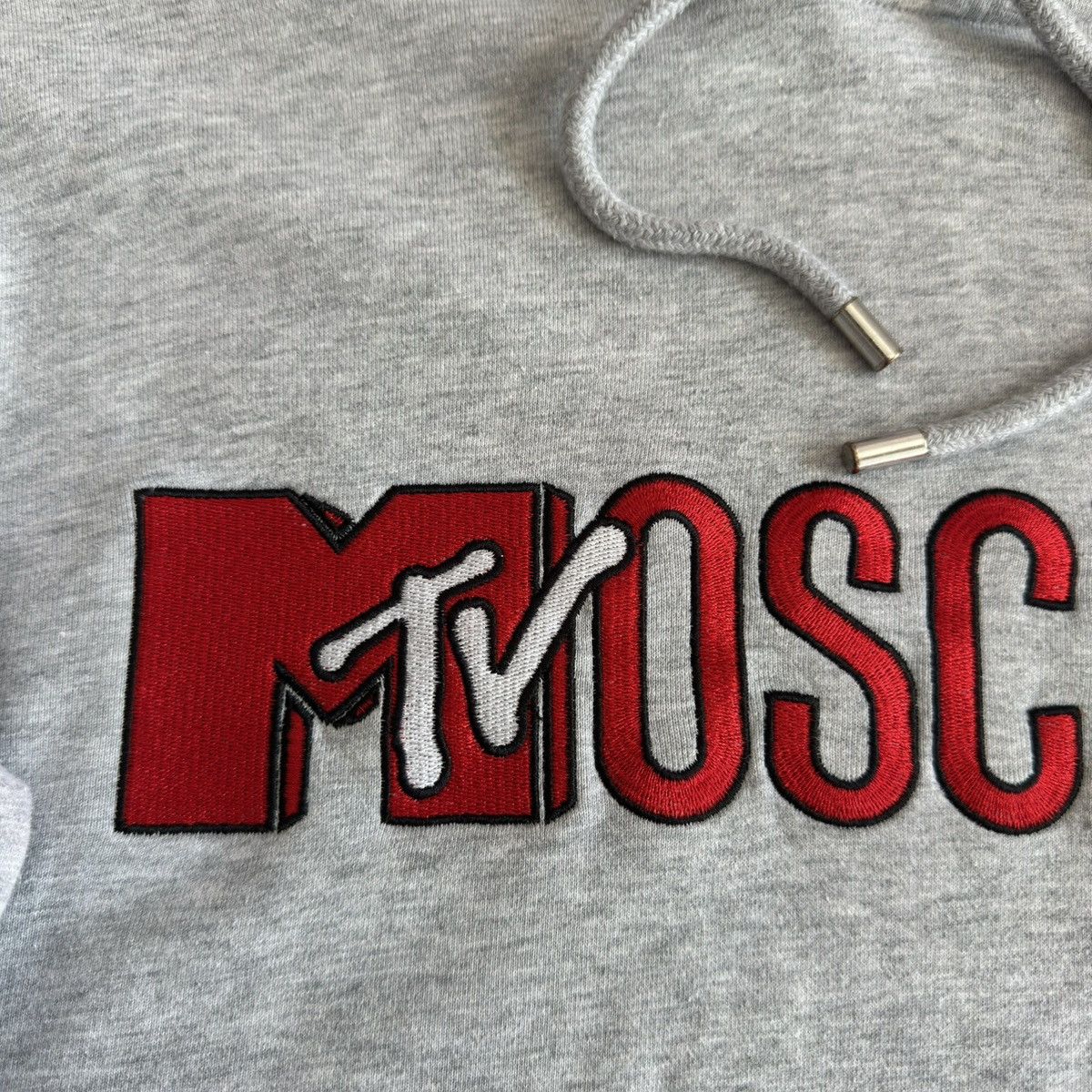 Moschino Moschino MTV Television x H&M Big Logo Hoodie Size XS / US 0-2 / IT 36-38 - 7 Thumbnail