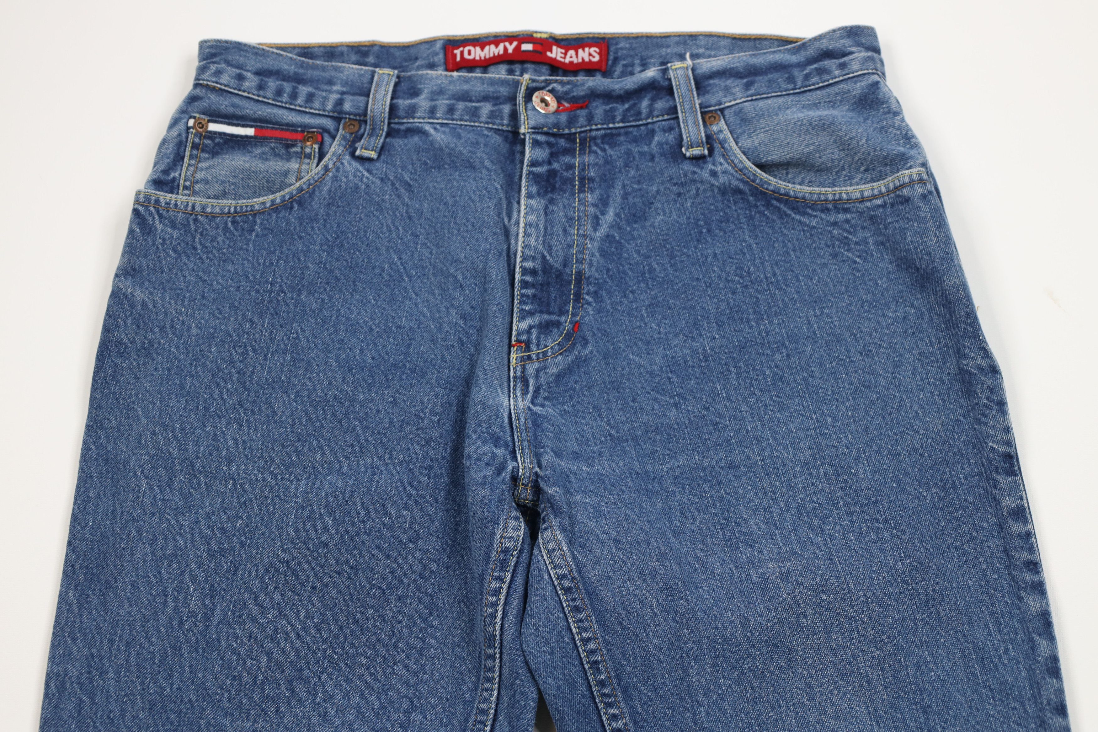 Tommy Hilfiger Vintage 90s Tommy Hilfiger Relaxed Fit Wide Leg Denim Jeans Size US 34 / EU 50 - 2 Thumbnail