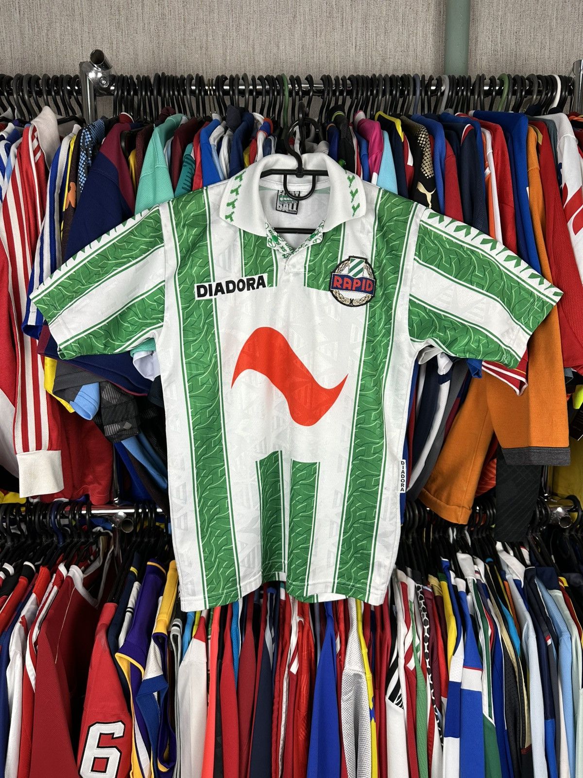 Diadora SK Rapid Wien 1996-98 Diadora Soccer Jersey Shirt Youth XL Size US XXS / EU 40 - 1 Thumbnail