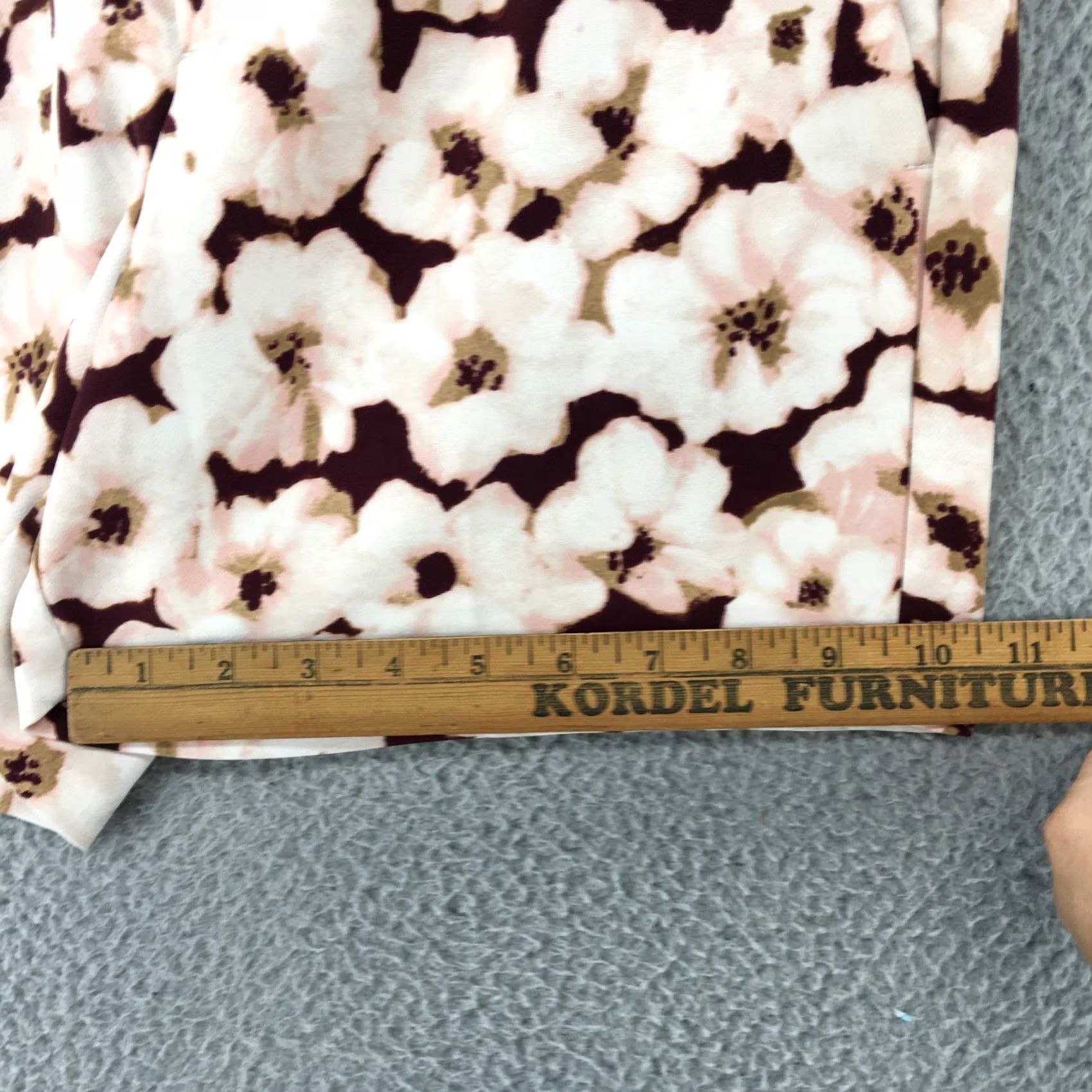 Banana Republic Banana Republic Chino Shorts Womens 2 Pink Floral Print Side Pocket Casual Zip Shorts Size 26" / US 2 / IT 38 - 5 Thumbnail