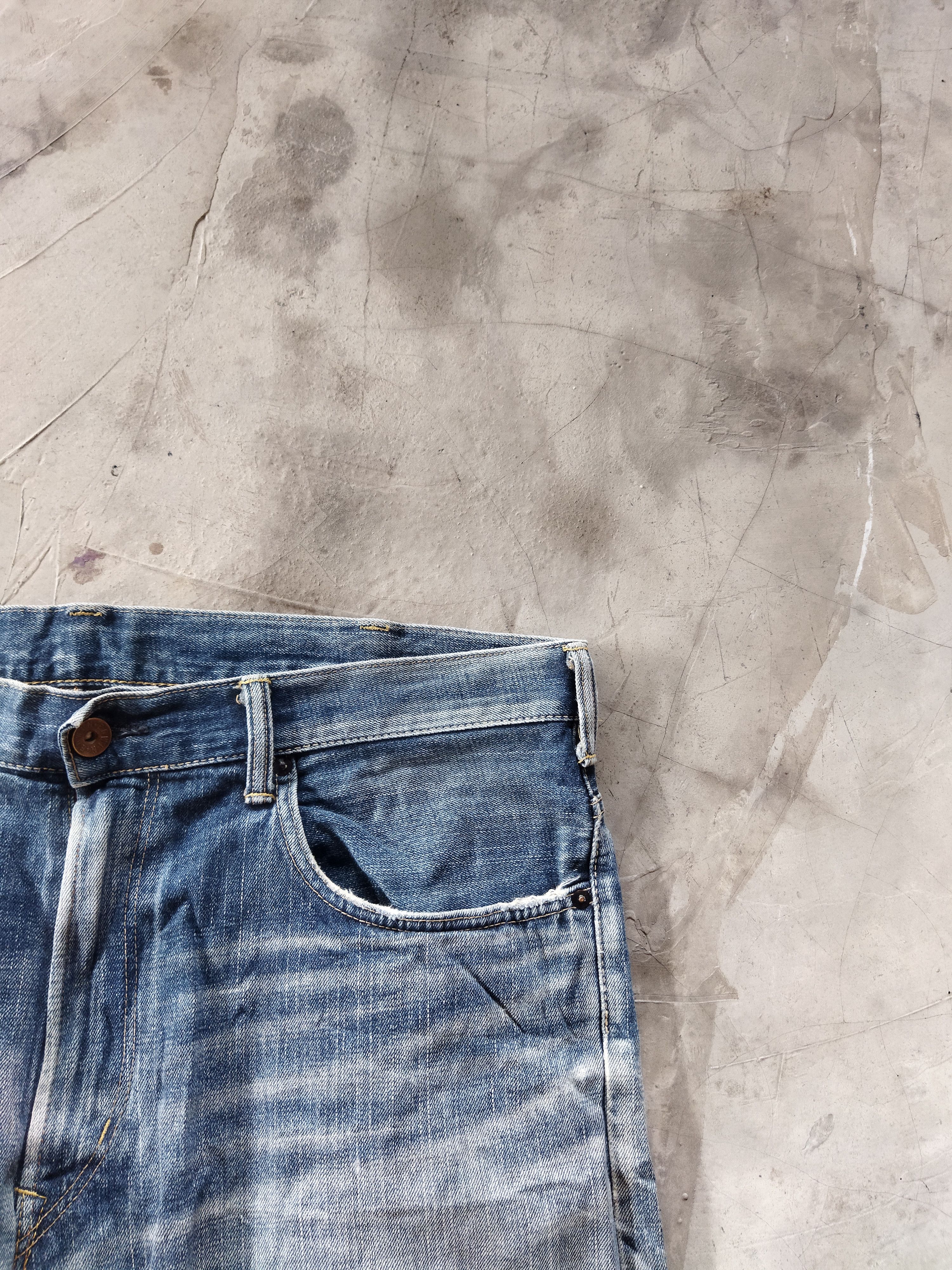 Edwin × Vintage VINTAGE EDWIN DISTRESSED FADED BLUE JEANS PANTS Size US 42 / EU 58 - 5 Thumbnail