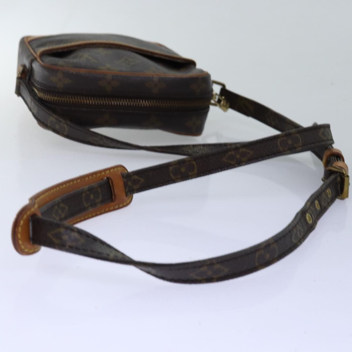 Louis Vuitton LOUIS VUITTON Monogram Danube Shoulder Bag M45266 Size ONE SIZE - 7 Thumbnail