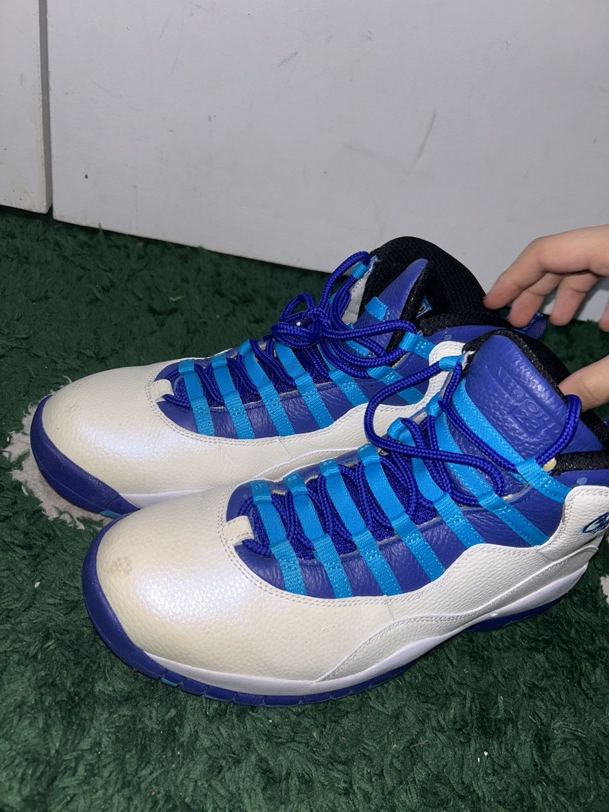 Jordan Brand Size 11 - Air Jordan 10 Retro Charlotte Hornets Preowned Size US 11 / EU 44 - 6 Thumbnail