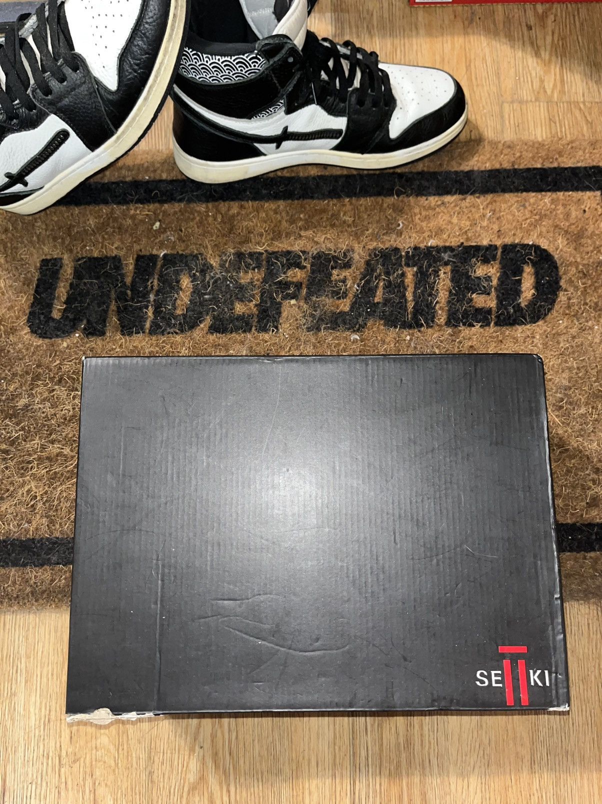 Other Xavier Wulf x Seiiki Jordan 1 Samurai Wulf Sneakers 1st Gen Size US 11 / EU 44 - 15 Thumbnail
