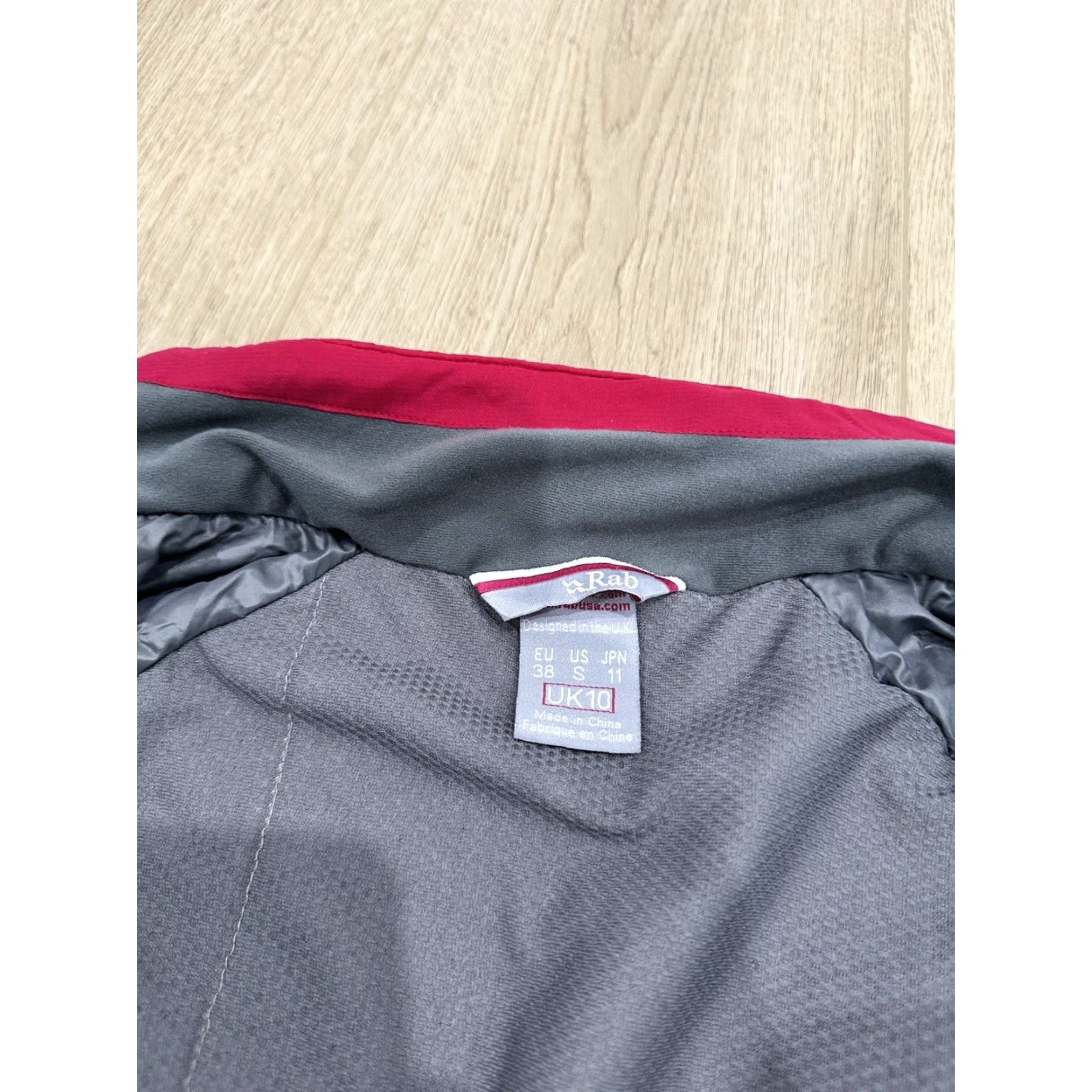 Rab Rab Strata Vest Women Small Zip Pertex Microlight Polartec Alpha Insulated Windbreaker Classic Outdoor Ski Size S / US 4 / IT 40 - 4 Thumbnail